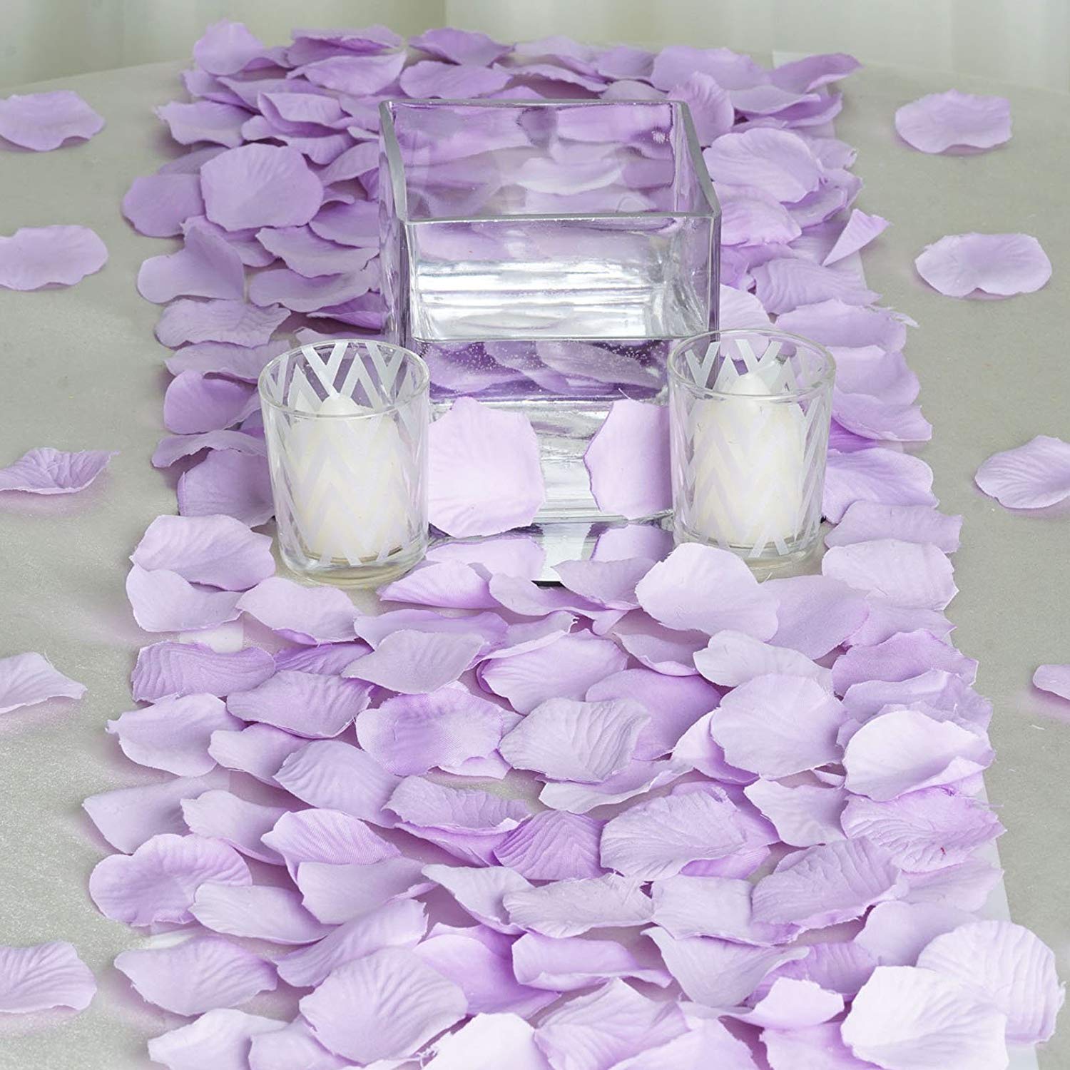 Amazon.com: NYKKOLA 2000 Pcs Lavender Silk Artificial Rose Petals ...