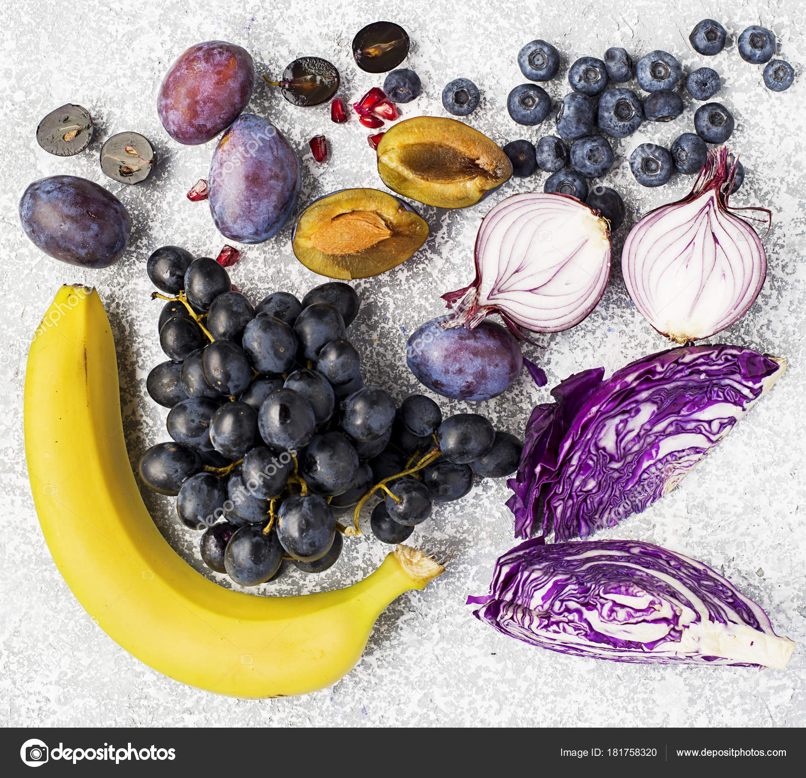Vegetables and fruits rich in vitamin anthocyanin: bananas ...