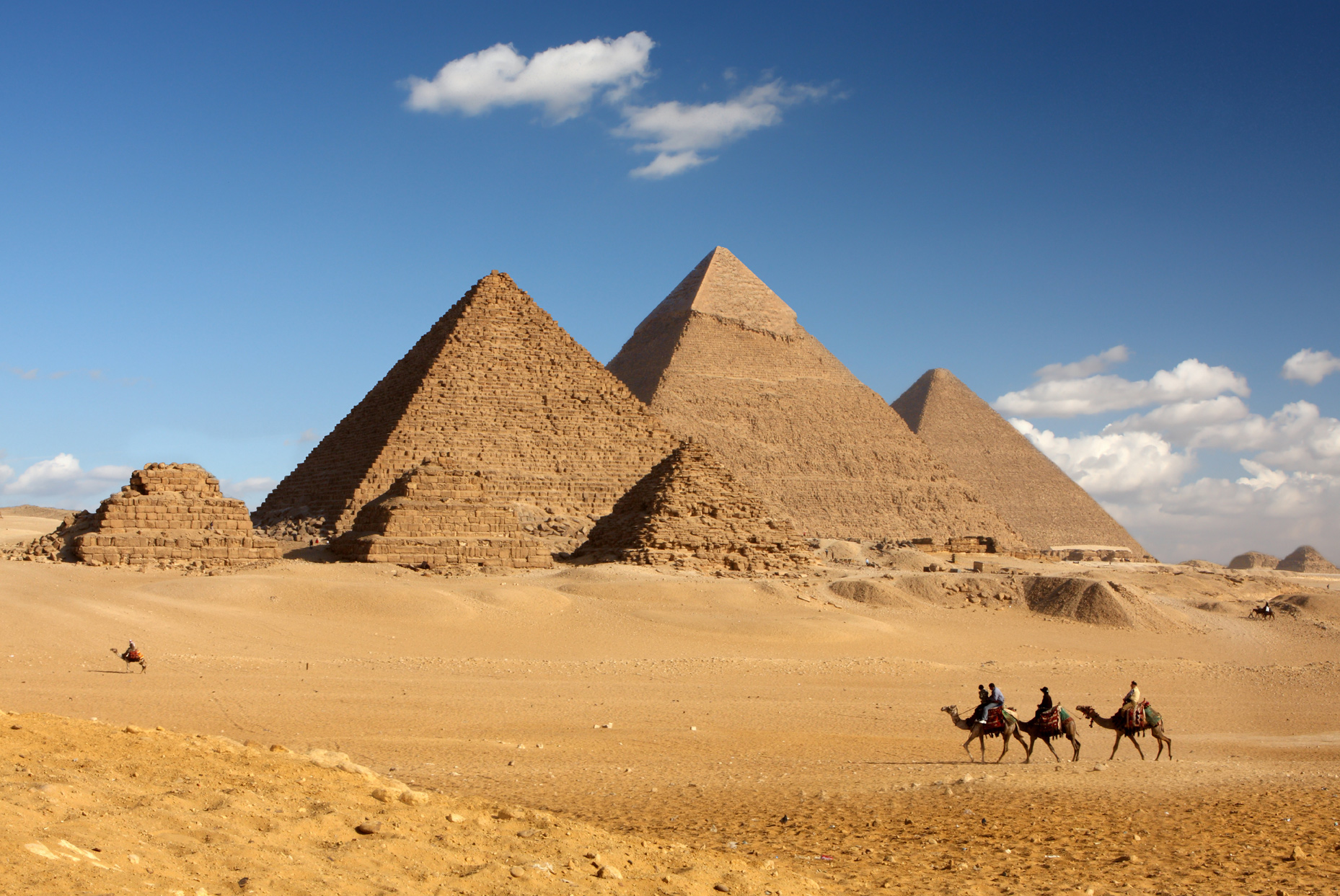 Great Pyramids were grain silos — not tombs: GOP Presidential ...