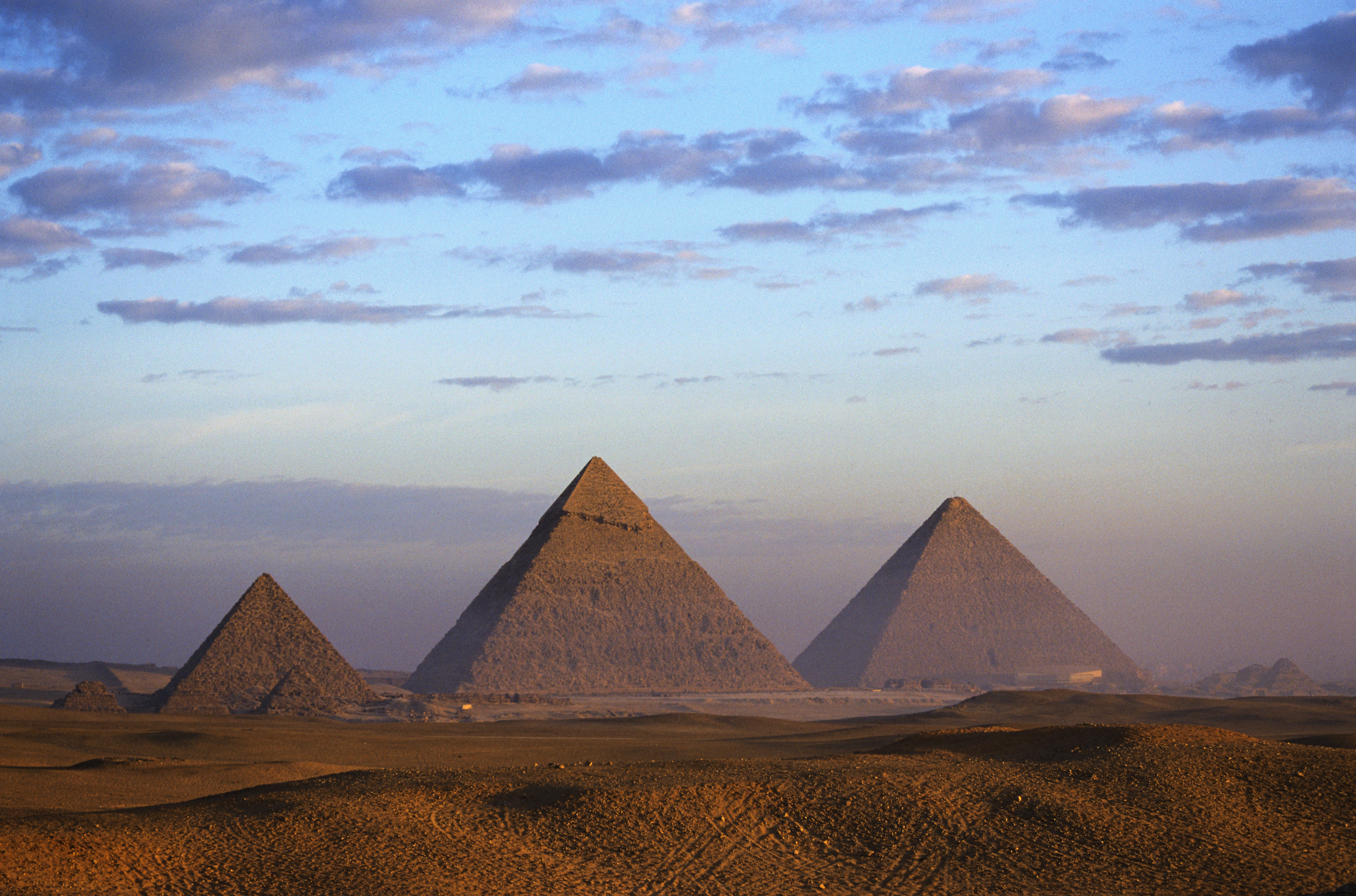 Egyptian Pyramids Pictures - Ancient Egypt - HISTORY.com