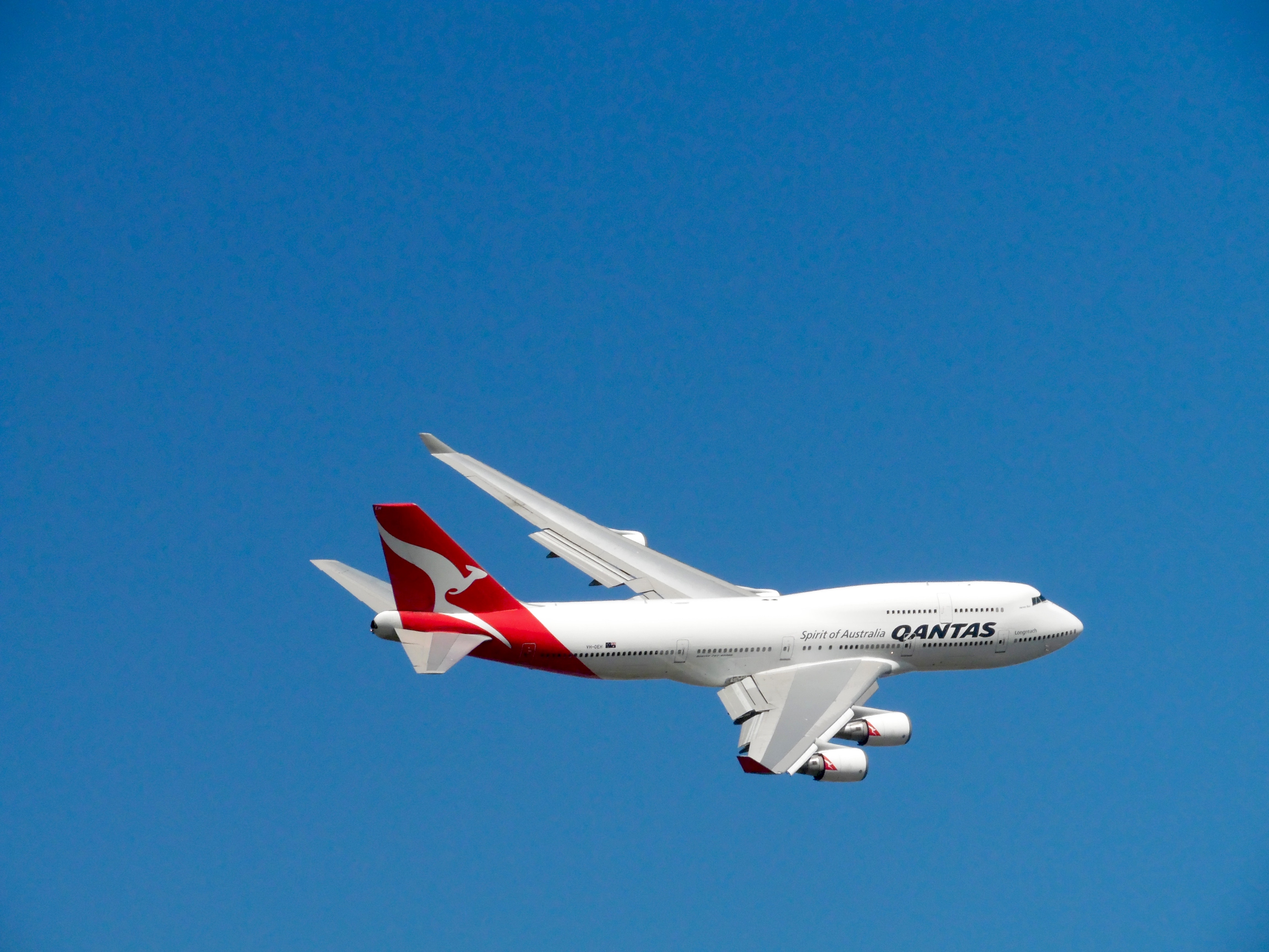Qantas airlines plane on air photo