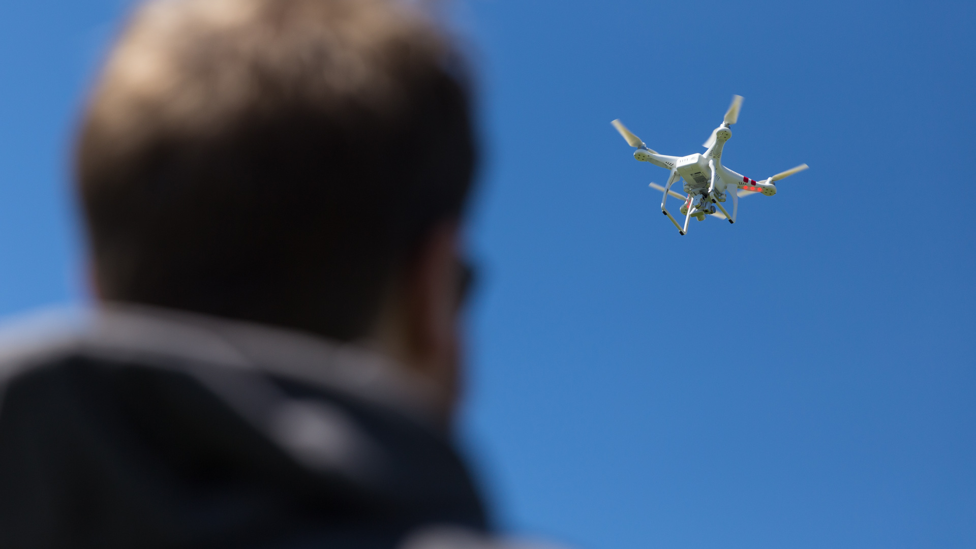 Testing: DJI Phantom 2 Vision+ Quadcopter Drone - Tested