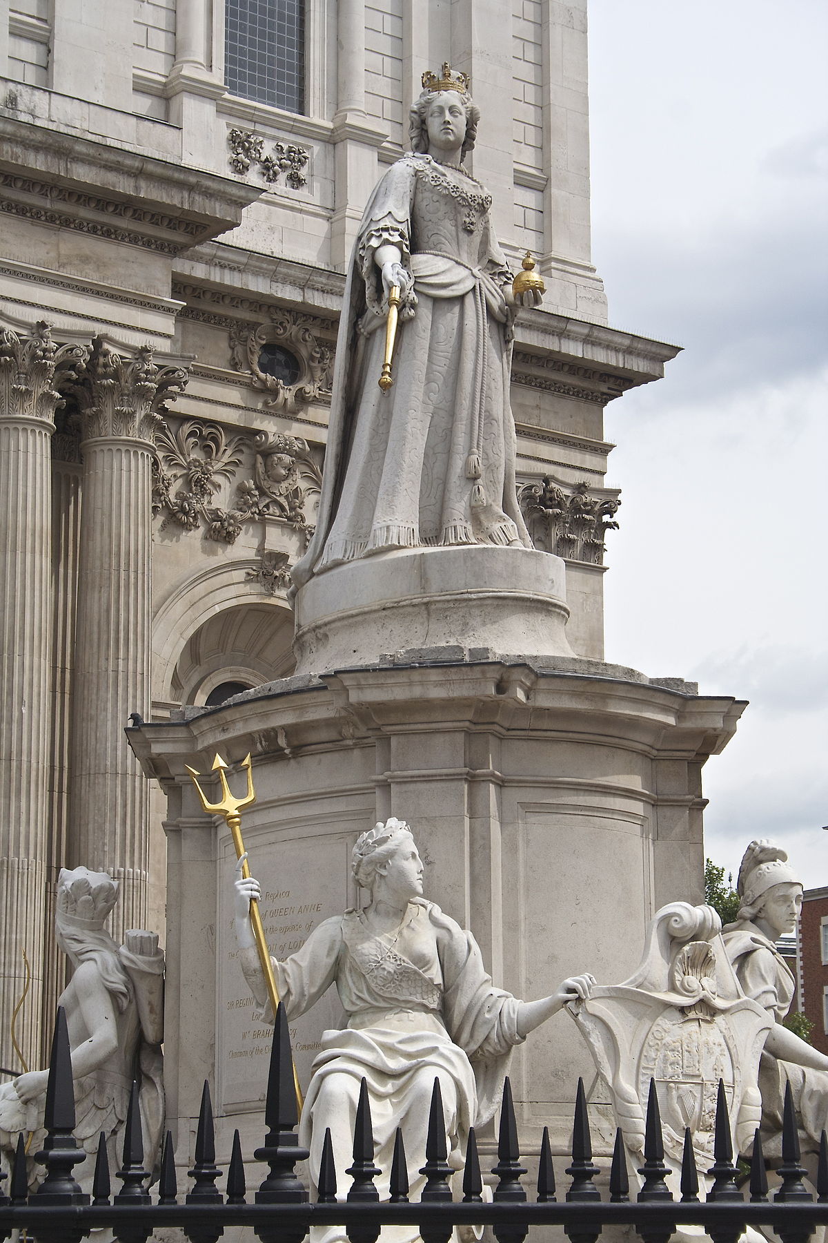 Statue of Queen Anne, St Paul's Churchyard - Wikipedia