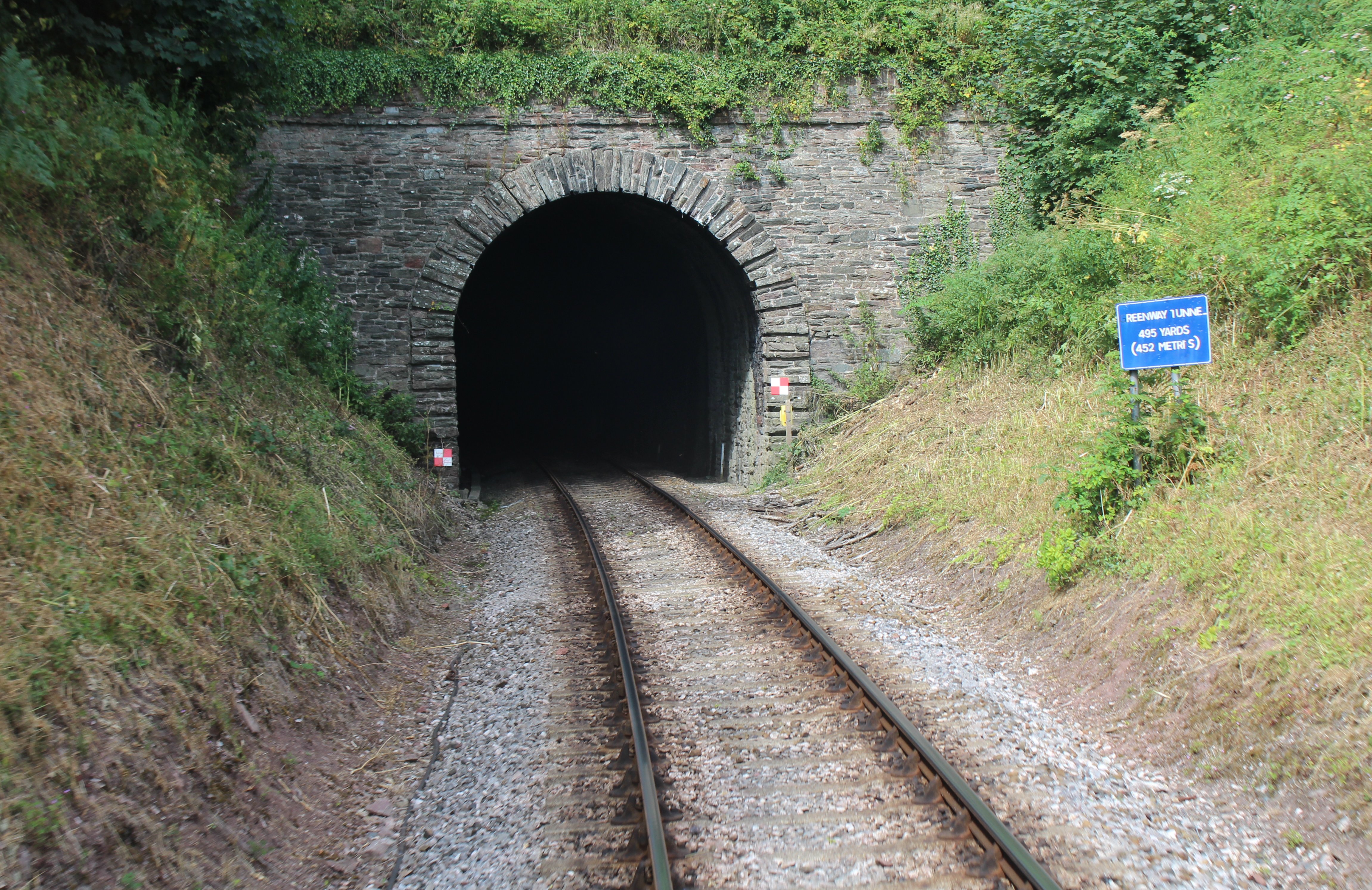 The Torrid Tunnel! | Loco Yard