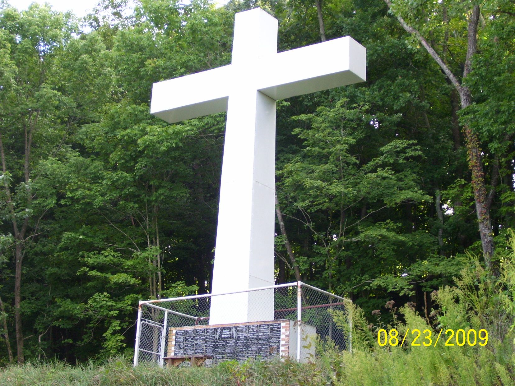 This cross is over by Ramsey Illinois. The place is called Wren ...