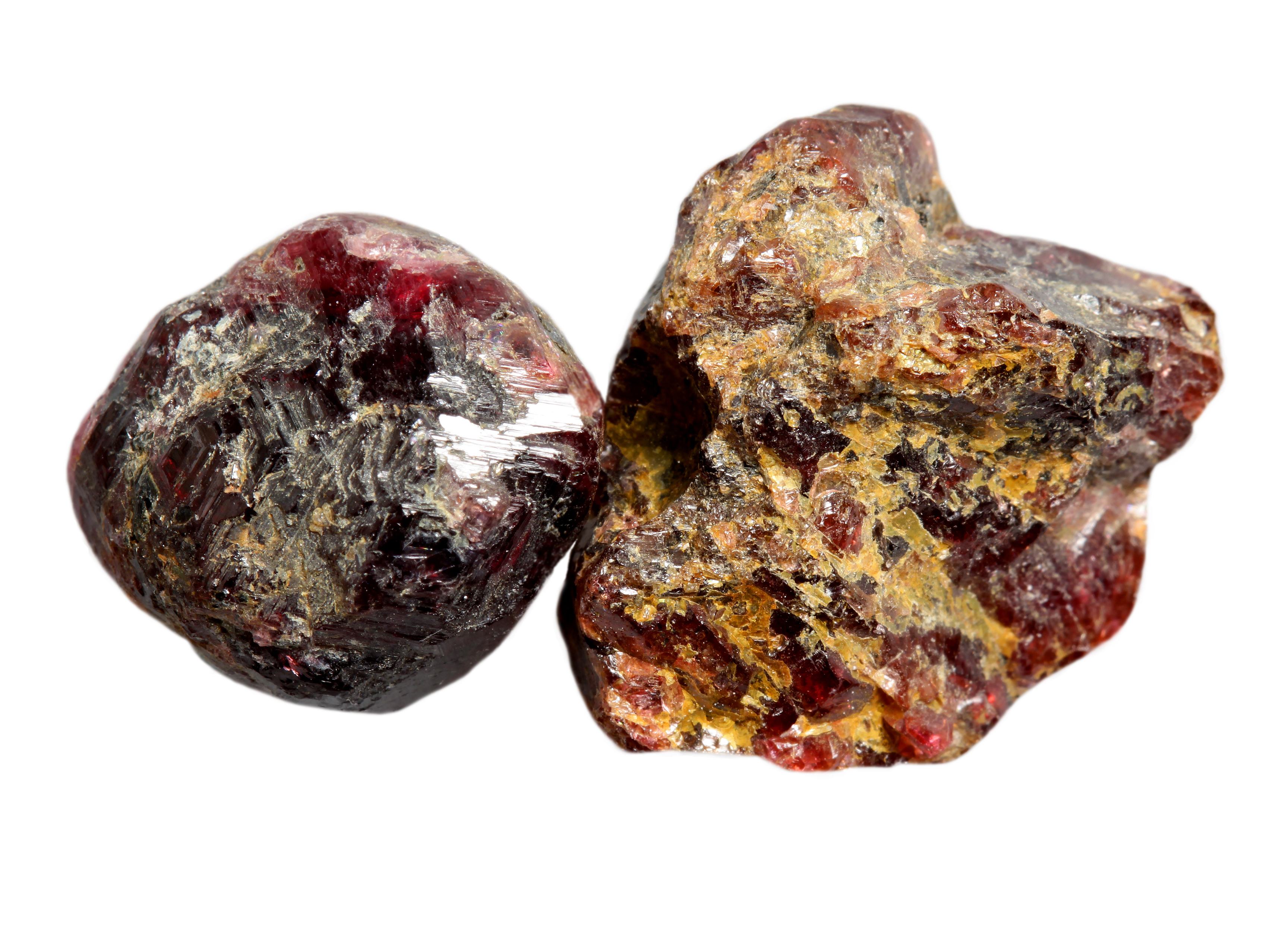 Gold Unlimited | Garnets Galore: A Look at January's Birthstone