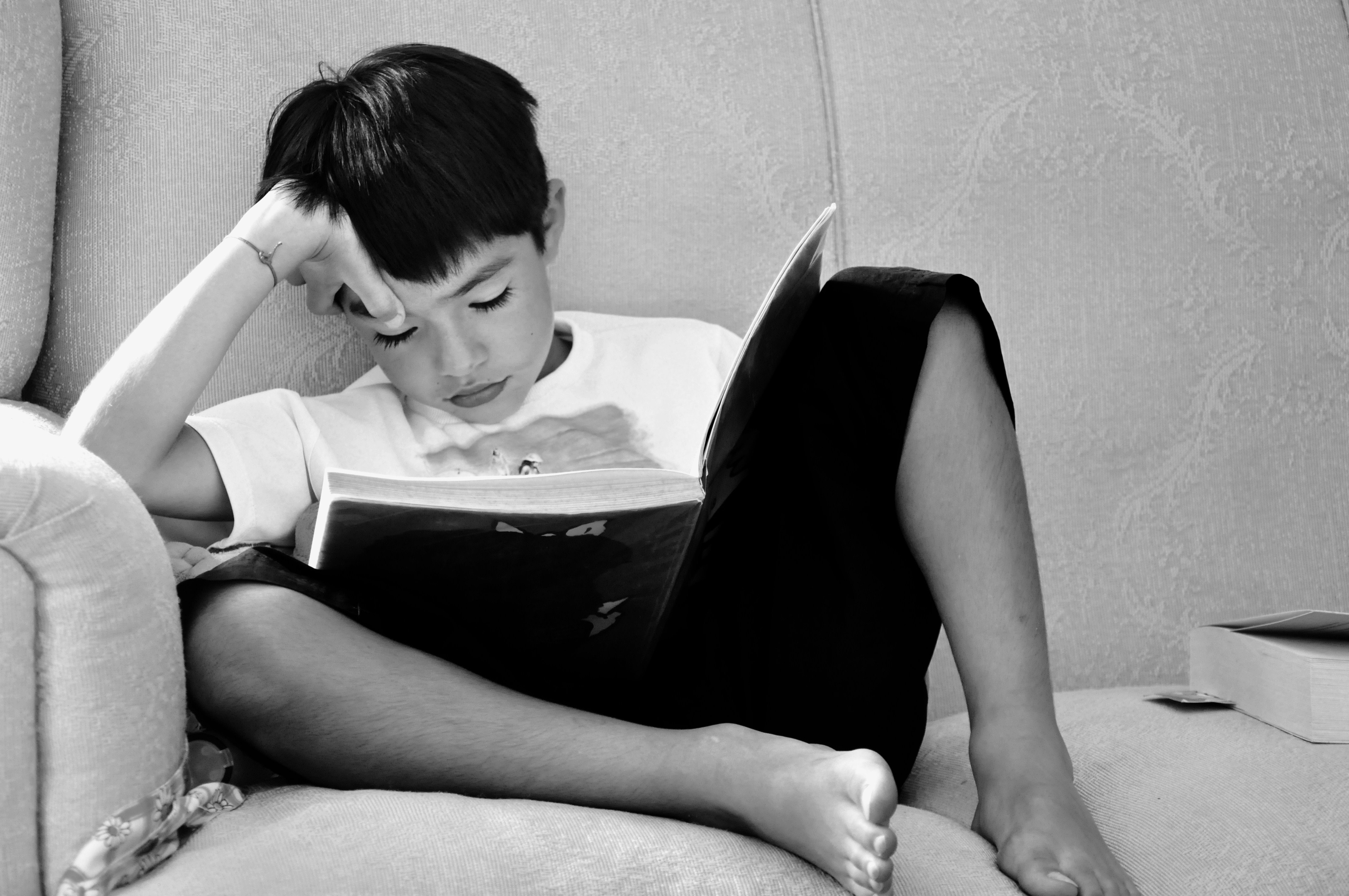 Rear View of Boy Sitting at Home, Black and-white, Read, Thinking, Studying, HQ Photo