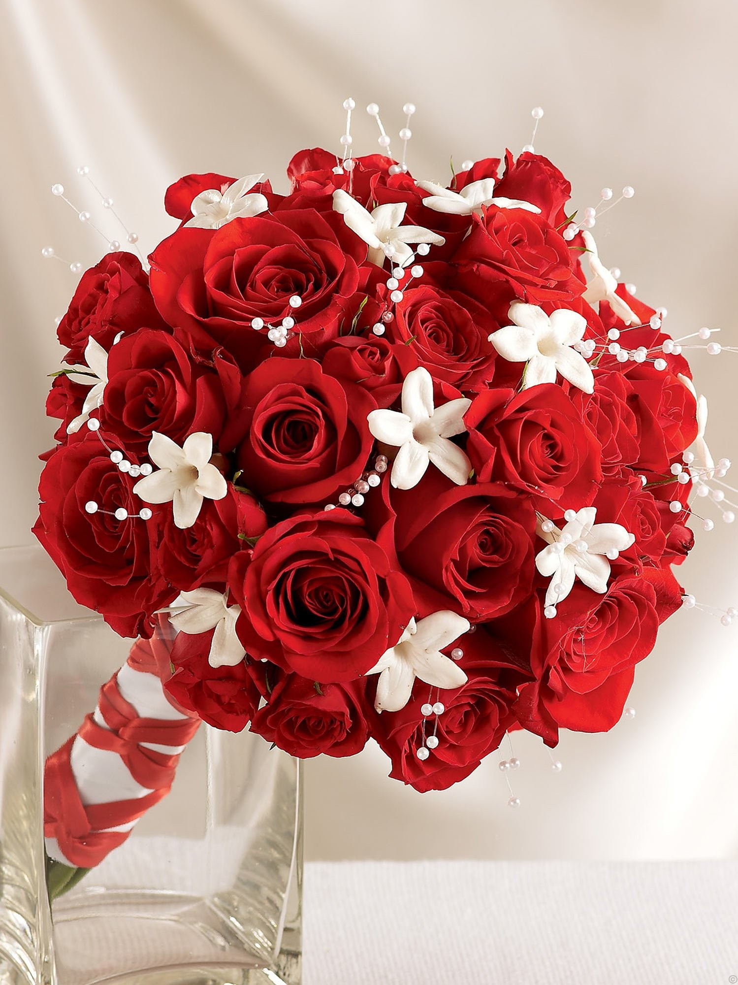 Red Roses Bouquet for Weddings | manworksdesign.com