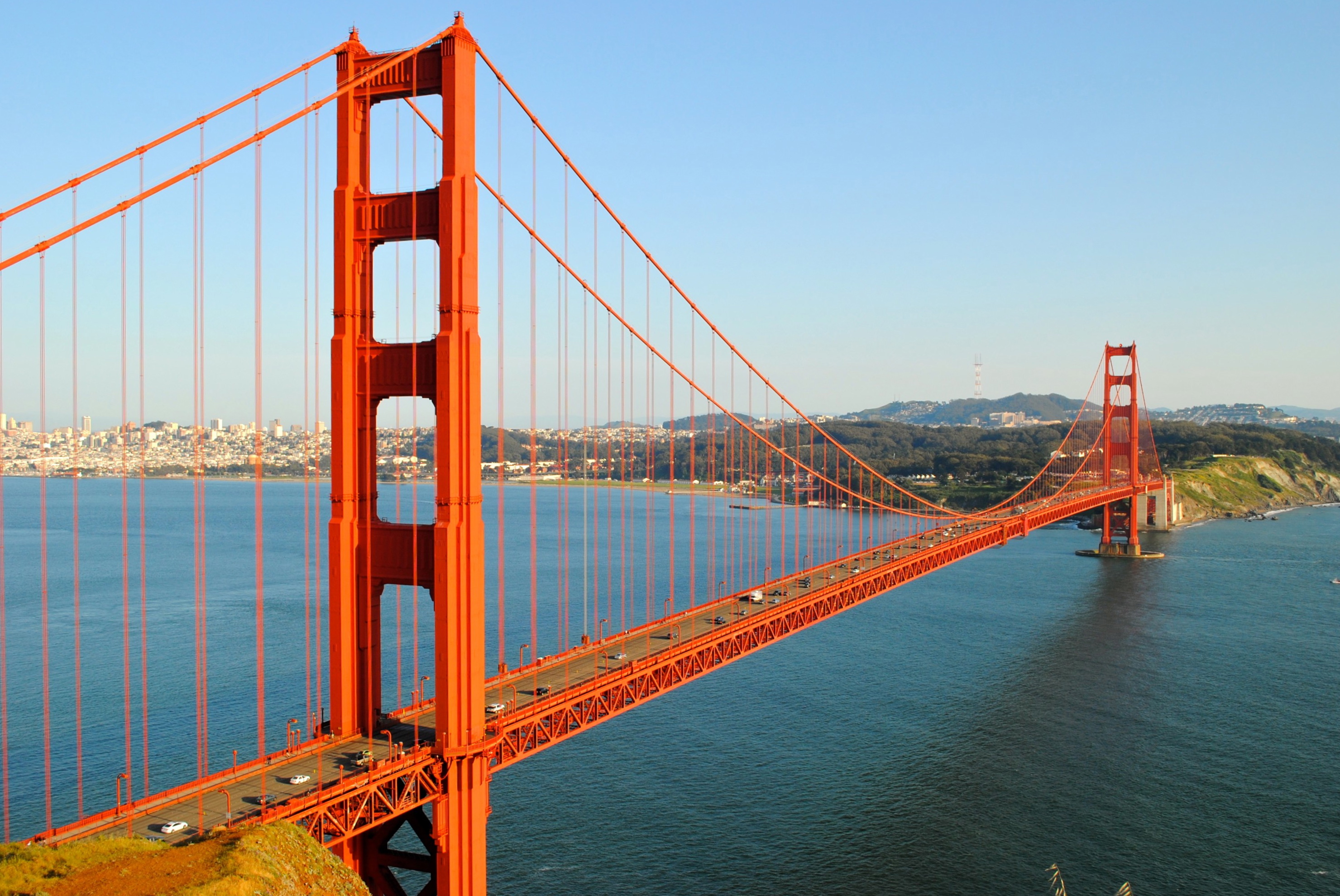 File:Red Bridge in San Francisco.jpg - Wikimedia Commons