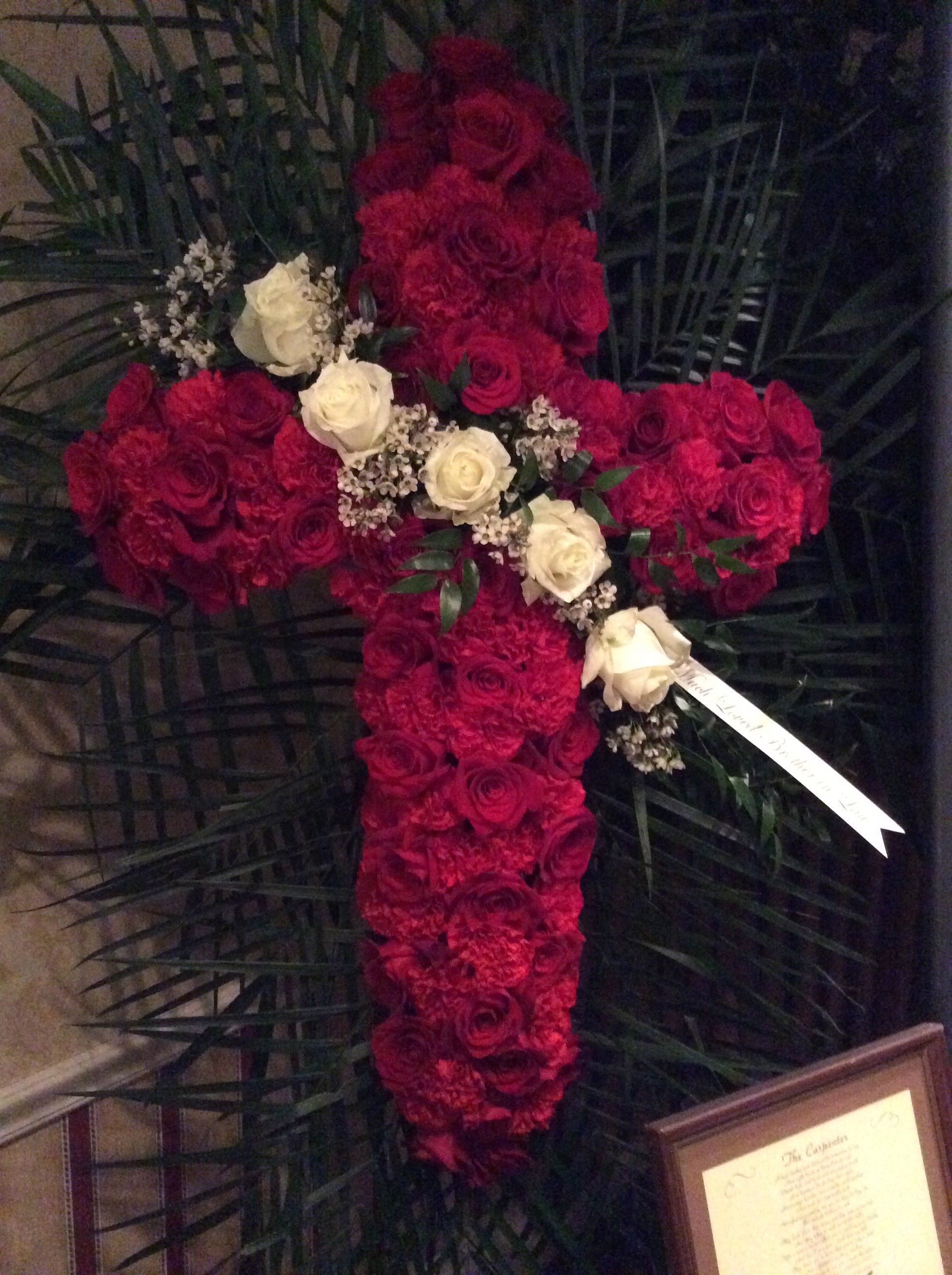 Red Rose Cross in Northport, NY | Fashions In Flowers