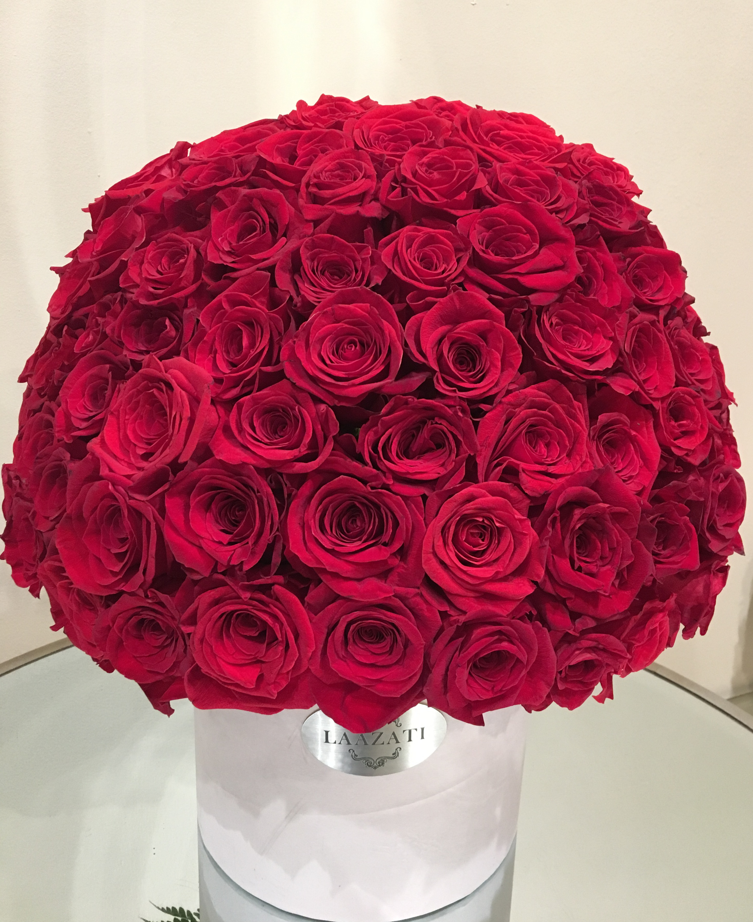 Classic Red Roses Box in Glendale, CA | Laazati