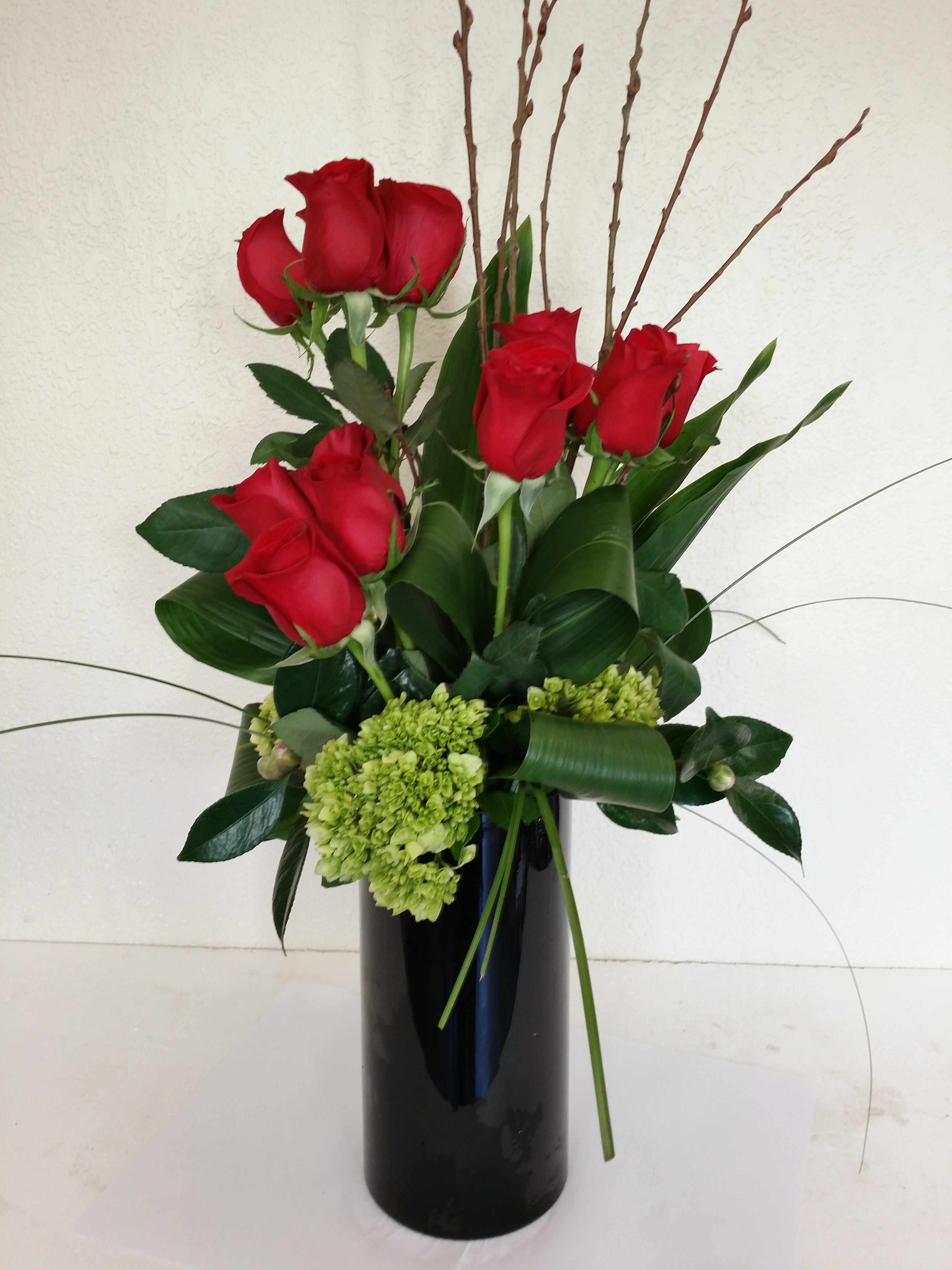 Dozen Modern Red Roses in Kirkland, WA | Brittany Flowers of Kirkland