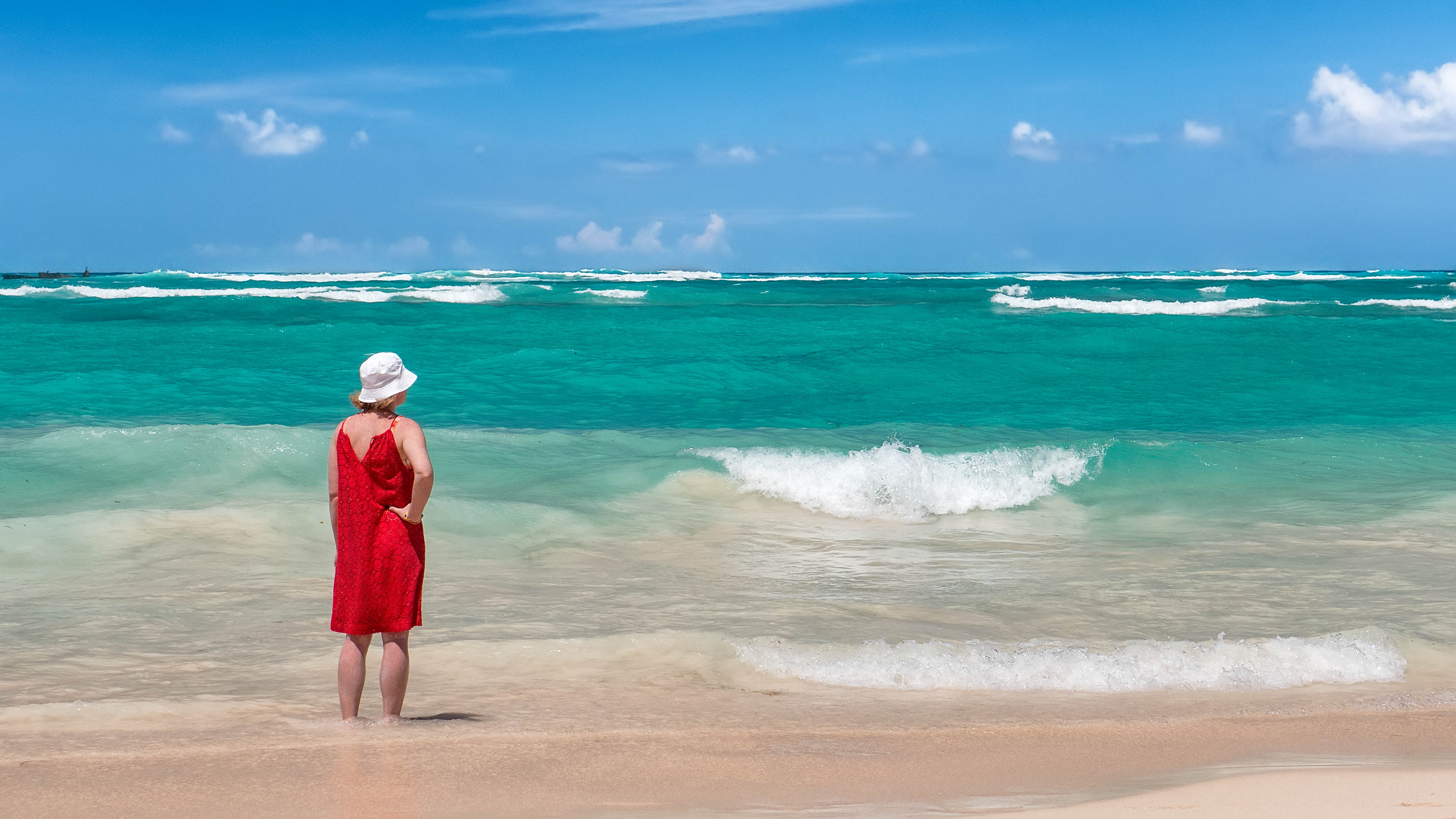 Free Photo Red White And Blue Bavaro Outdoor Seaside Free 