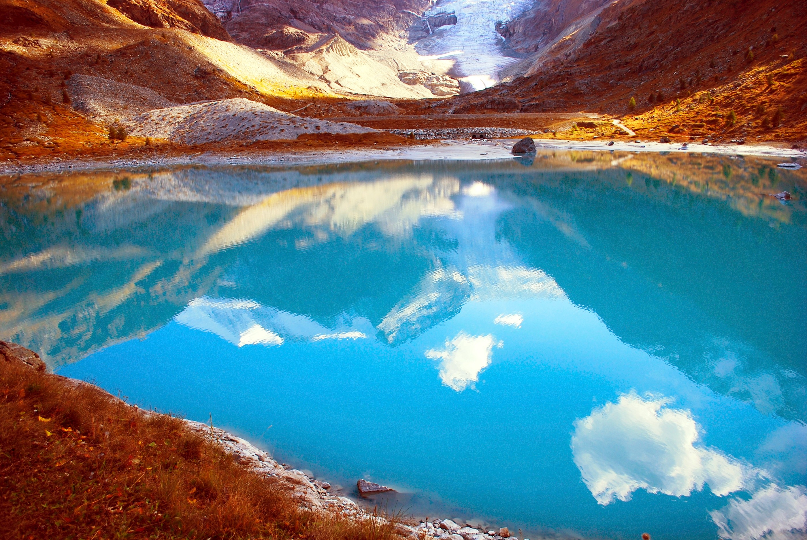 Lakes: Turquoise Switzerland Grass Mountains Nature Reflecting ...
