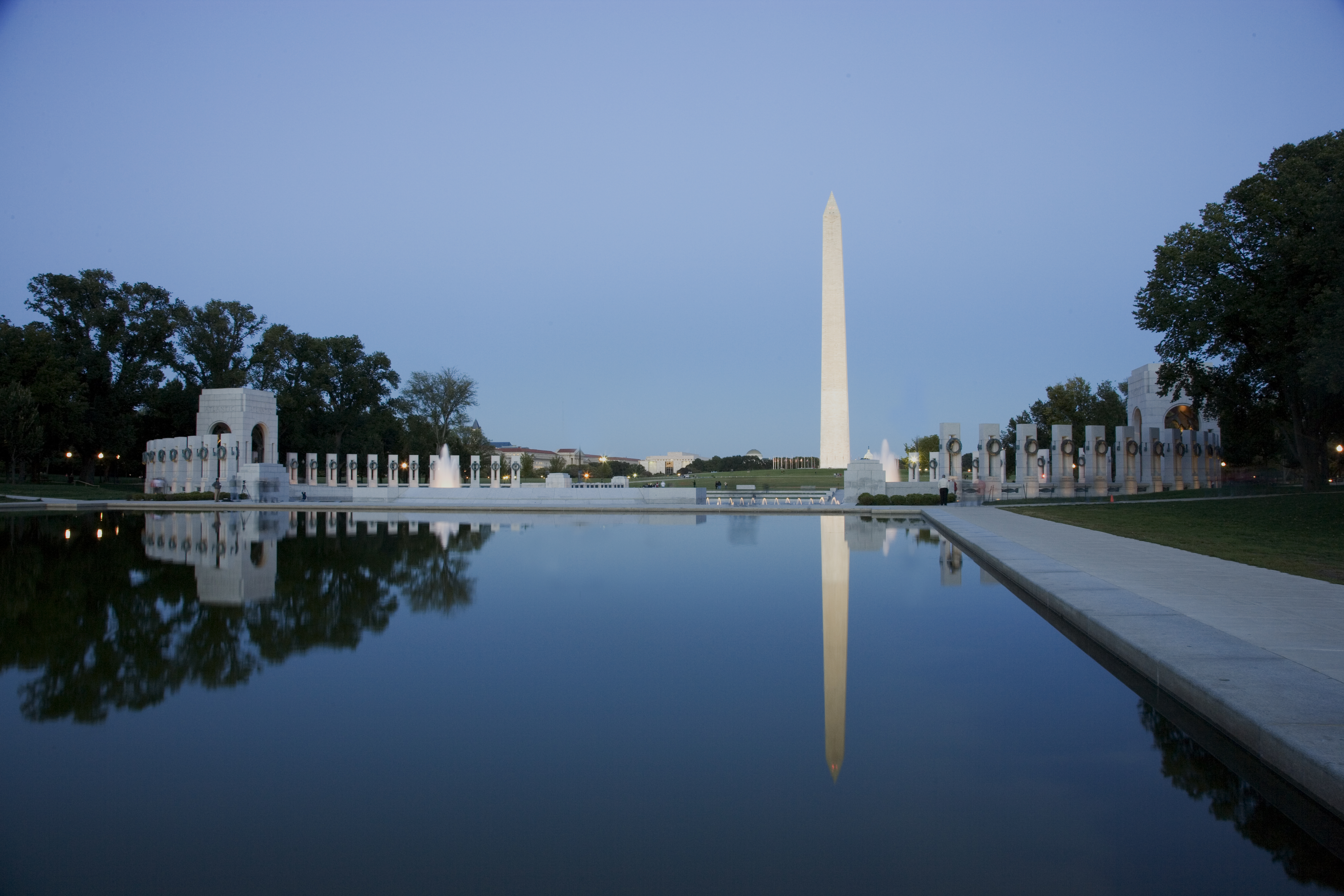 File:Reflecting Pool on the National Mall with the Washington ...