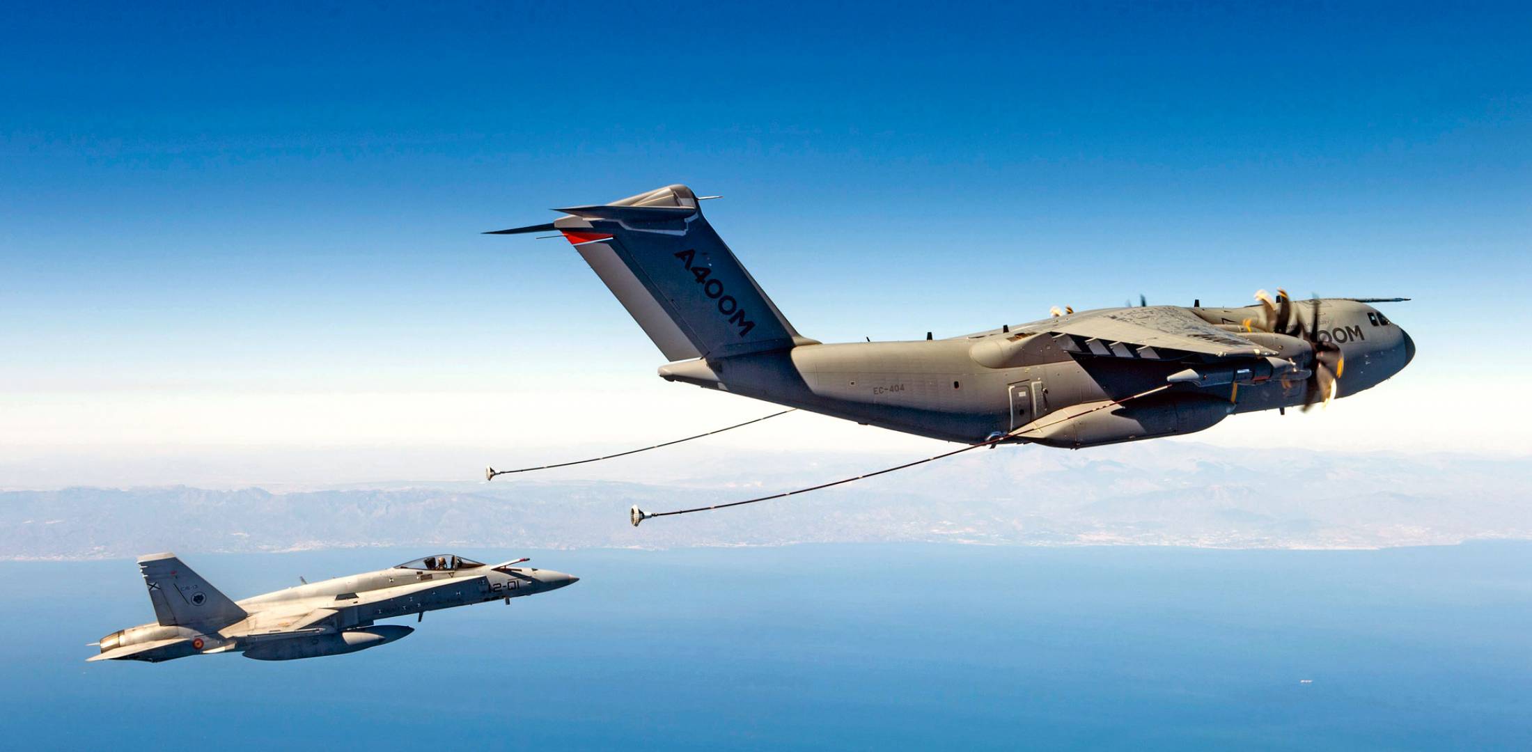 Airbus Expands And Refines Air-to-Air Refueling | Defense News ...