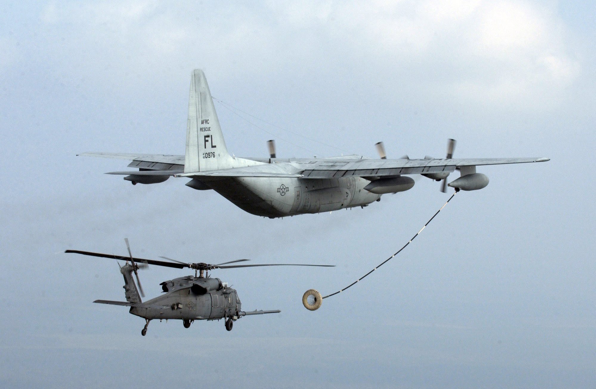air refueling | Helicopter aerial refueling - YouTube