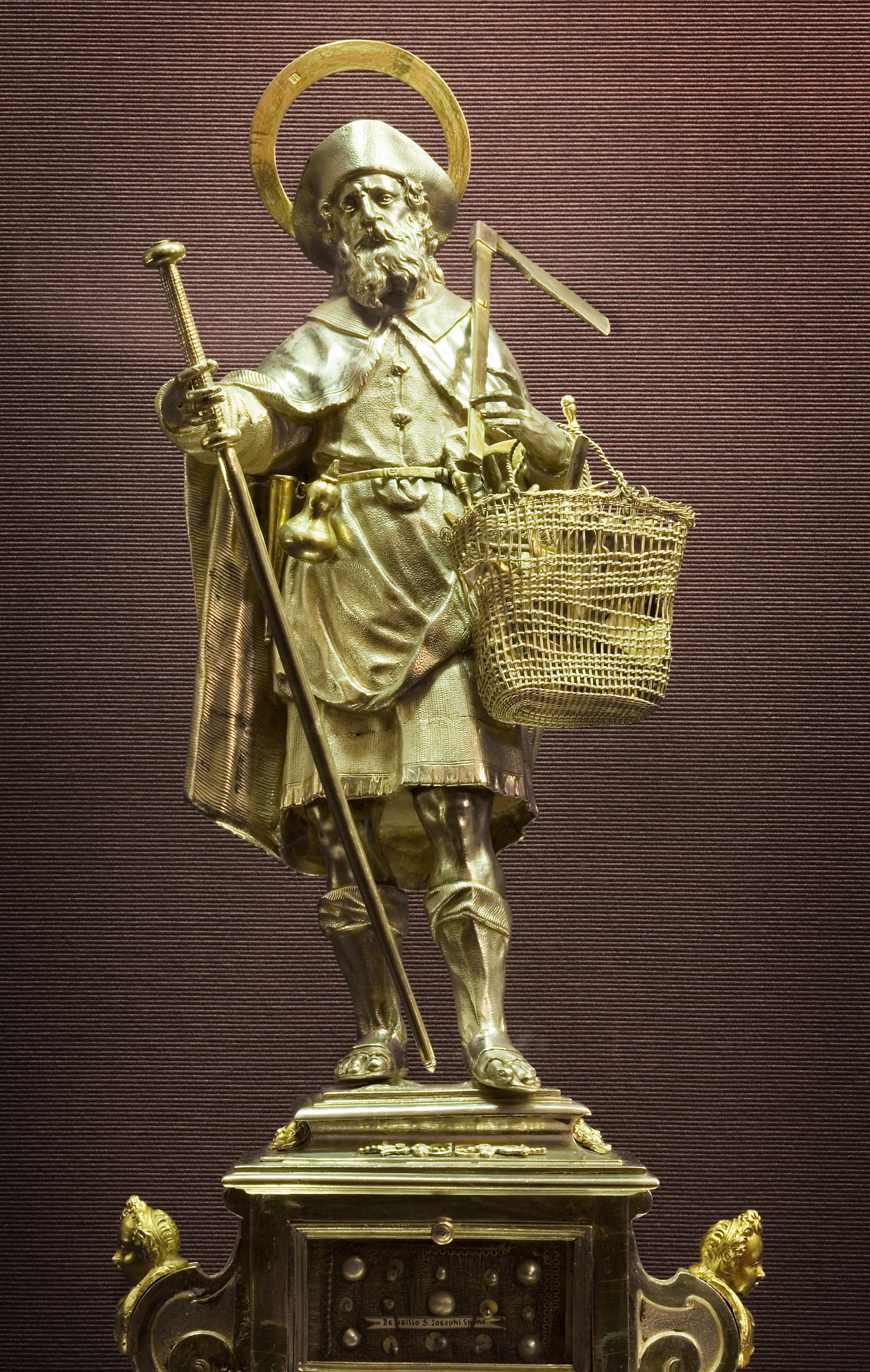File:Vienna - Baroque gold religious sculpture St Christopher - 6369 ...