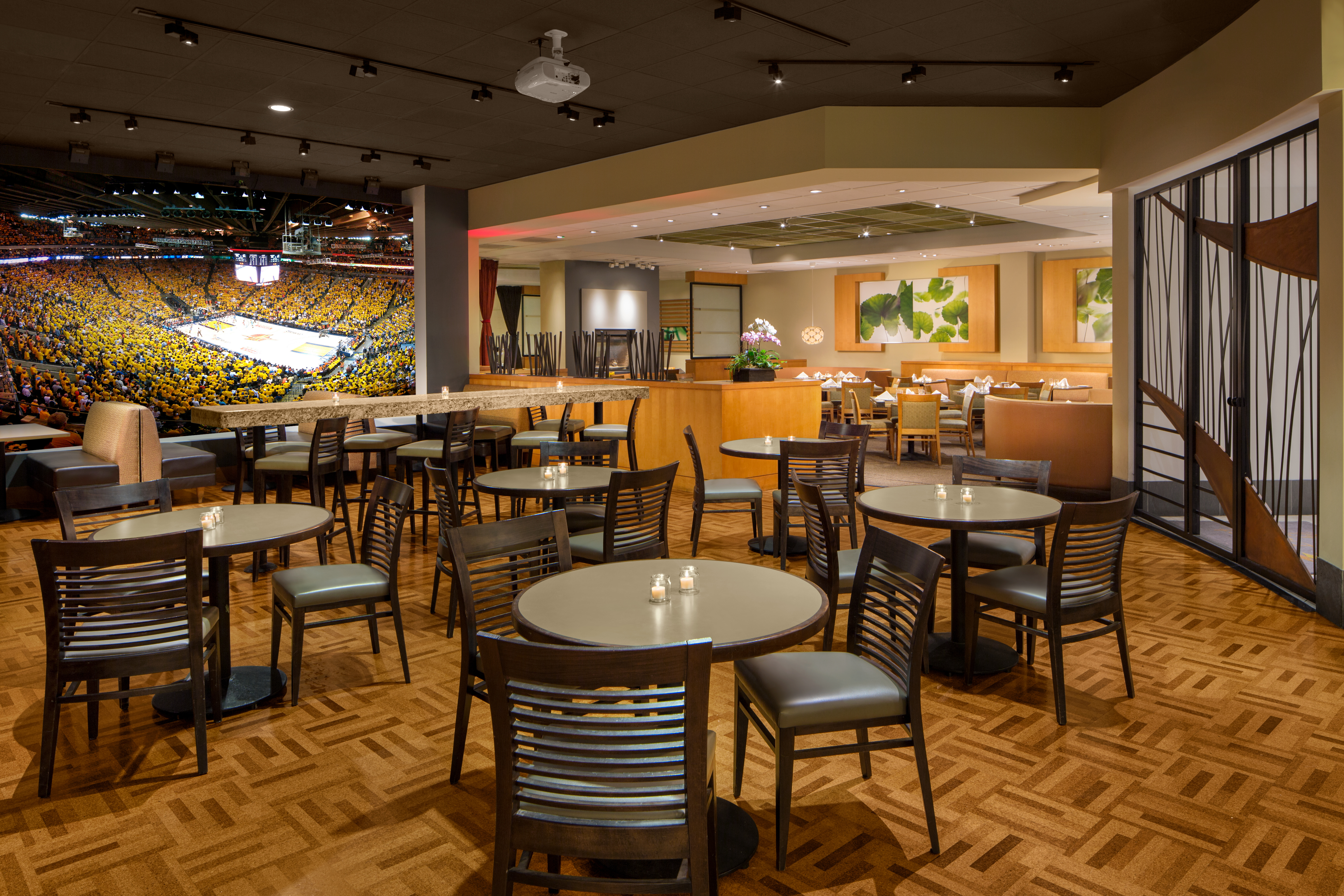 Burlingame Restaurants | West Bay Restaurant & Bar | Crowne Plaza