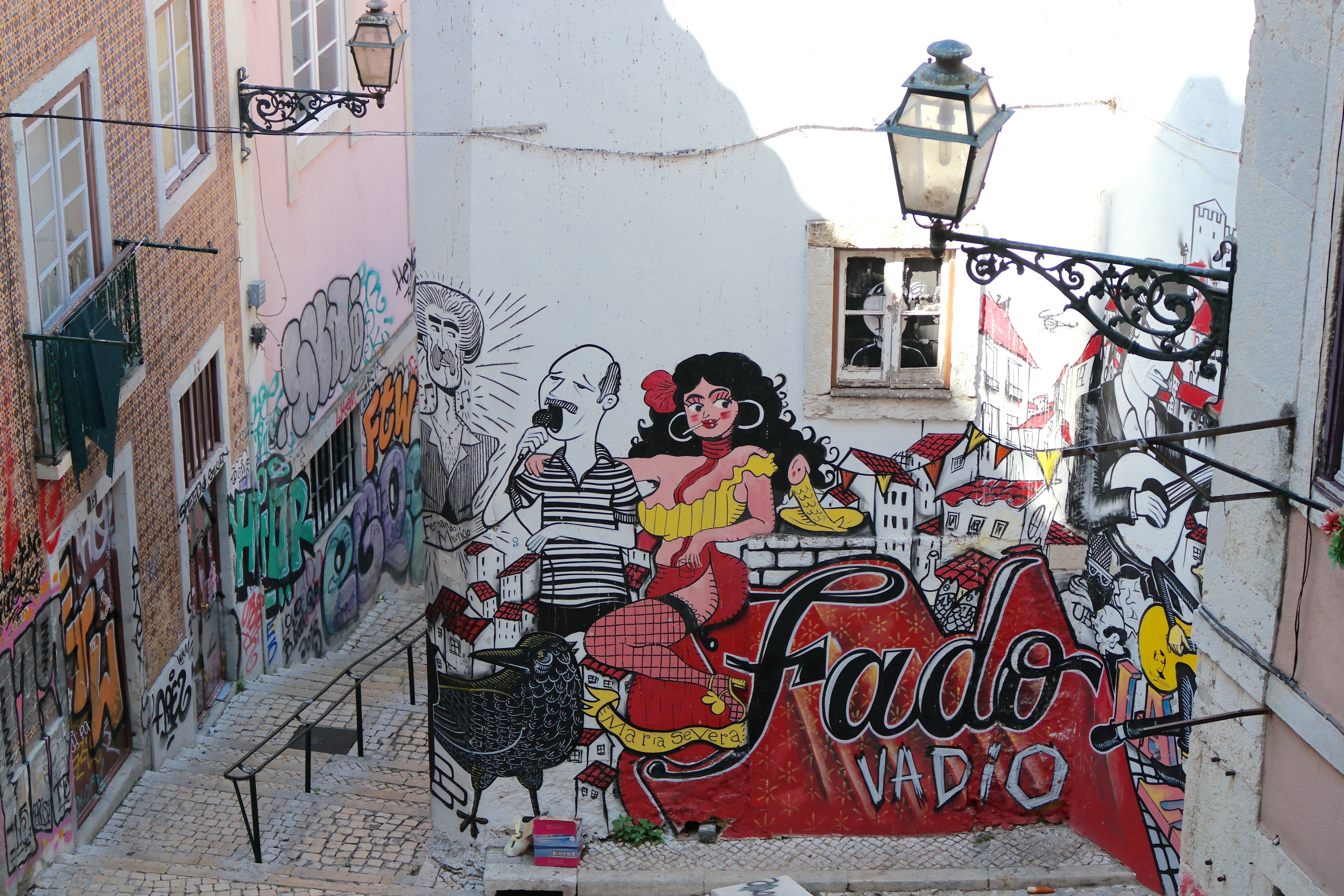 Lisbon! Is It Graffiti Or Is It Art? | HilaryStyle