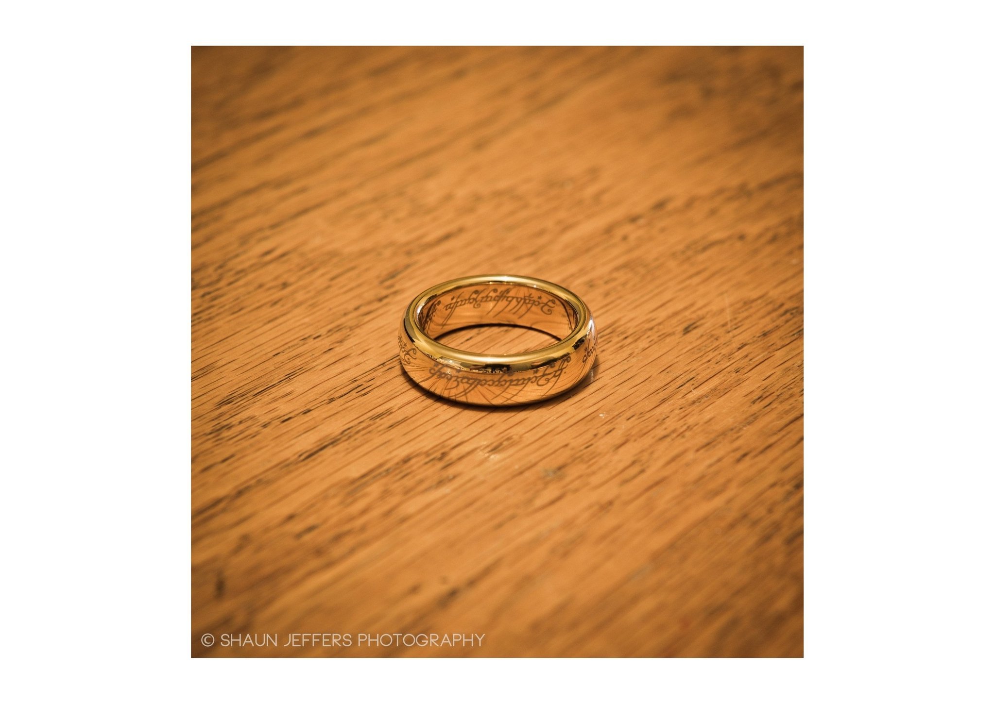 The Lord of the Rings: The One Ring: Gold Plated Tungsten Carbide ...