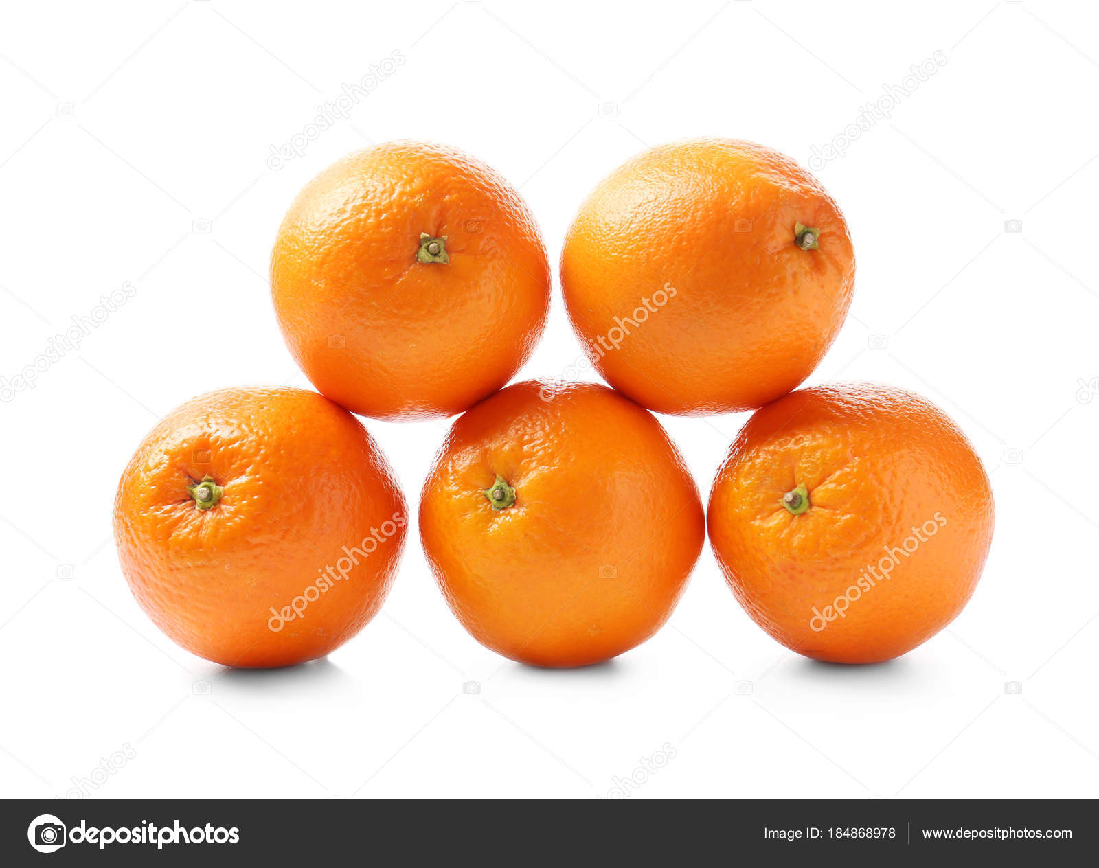 Juicy ripe oranges — Stock Photo © belchonock #184868978