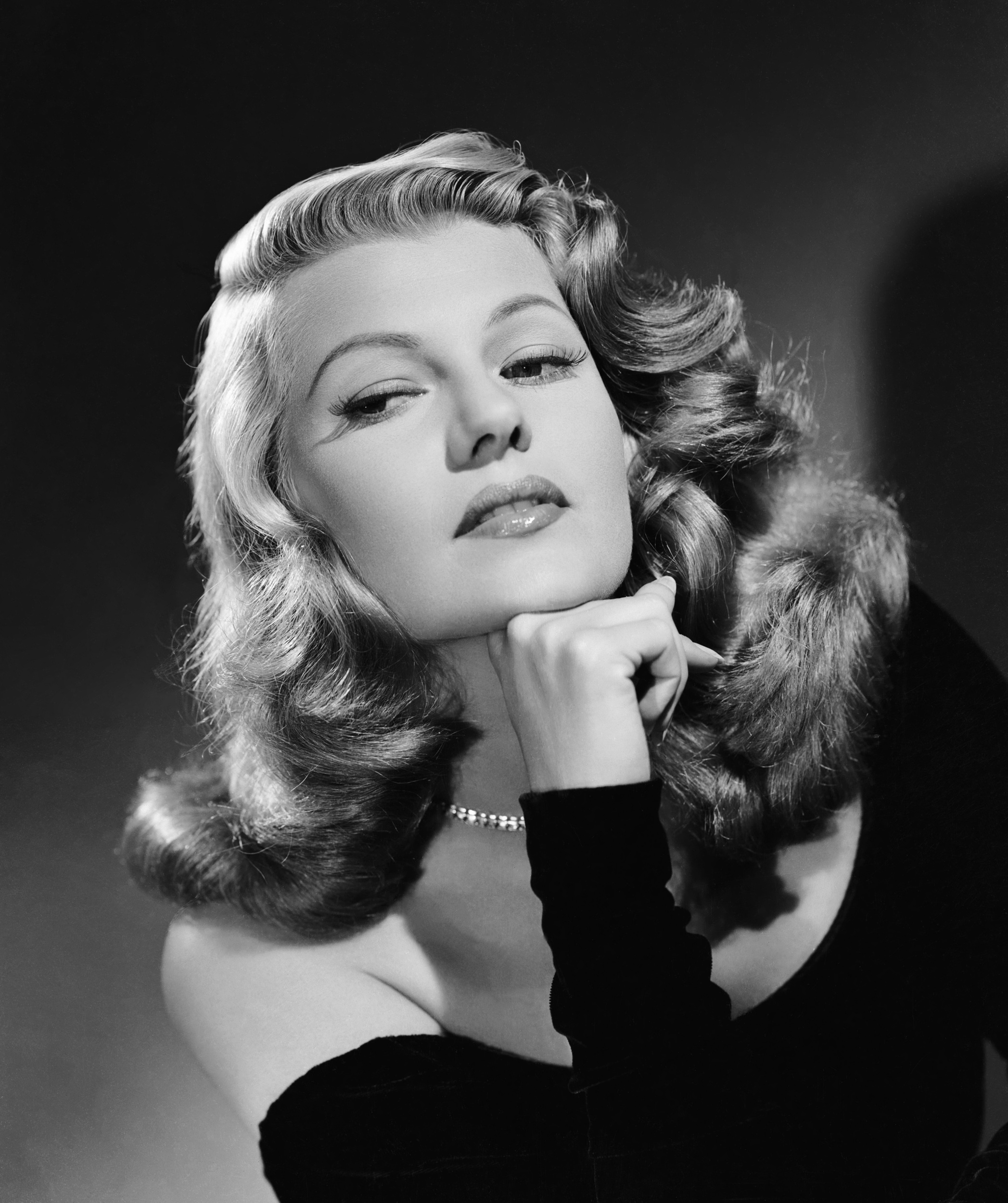 Rita Hayworth : Muses, Icons | The Red List