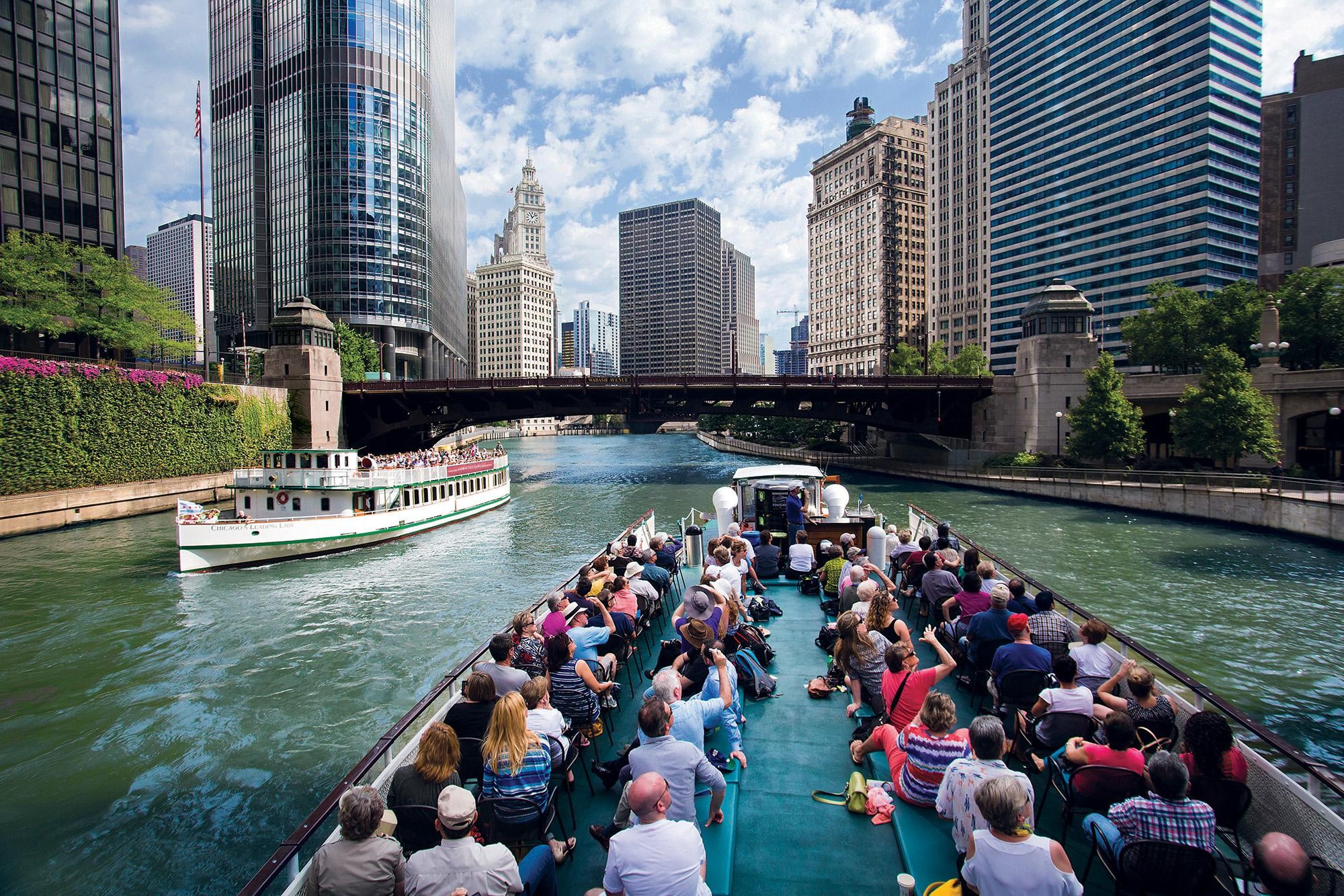 Chicago Architecture Foundation River Cruise Aboard Chicago's First ...
