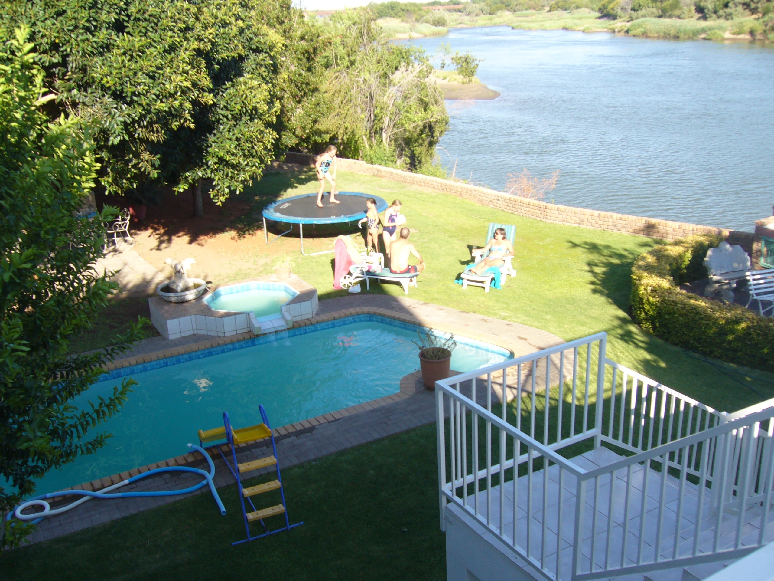 Accommodation Upington River View - Affinity Guesthouse