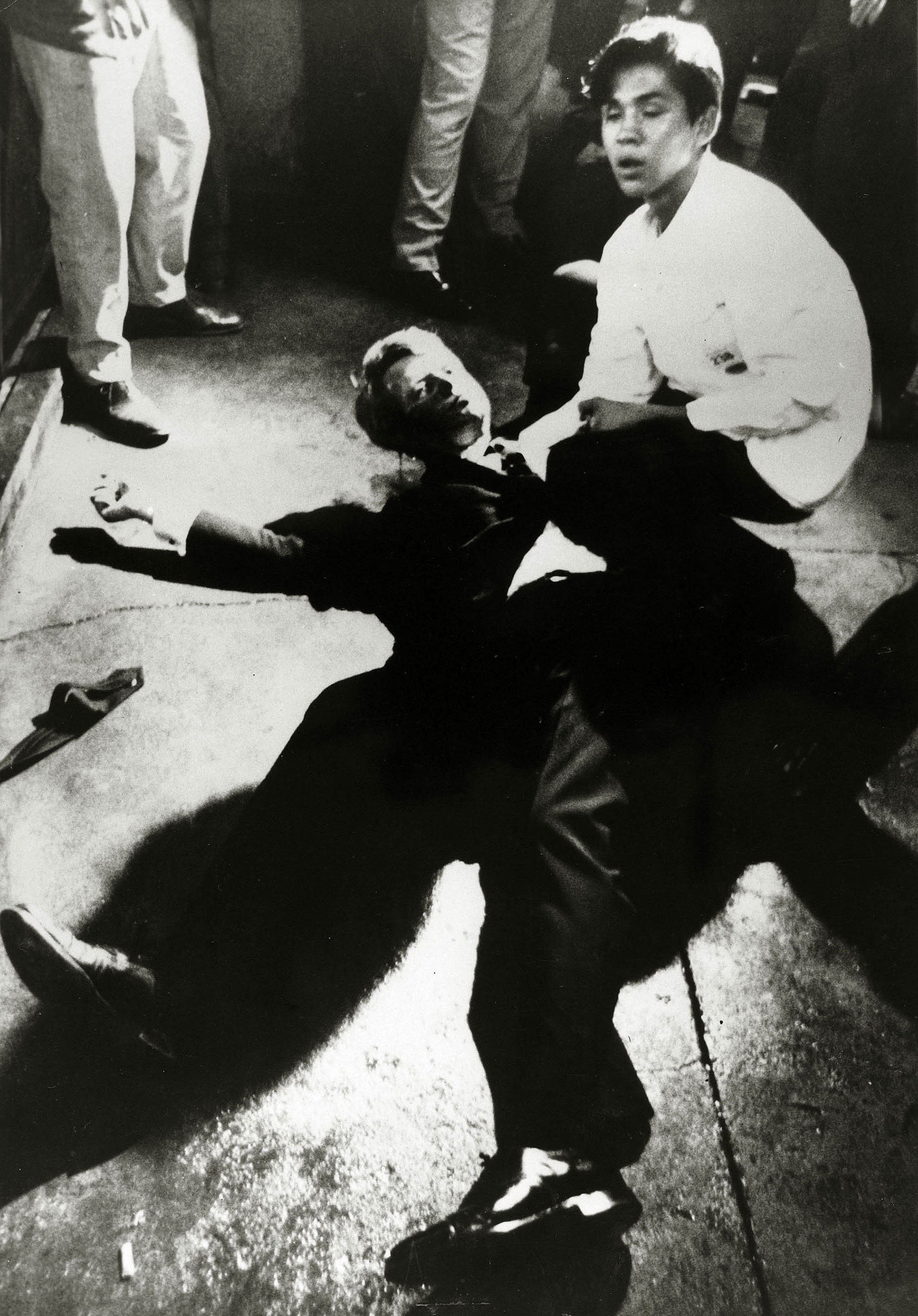 Busboy Who Cradled Robert F. Kennedy Reflects on His Final Moments ...
