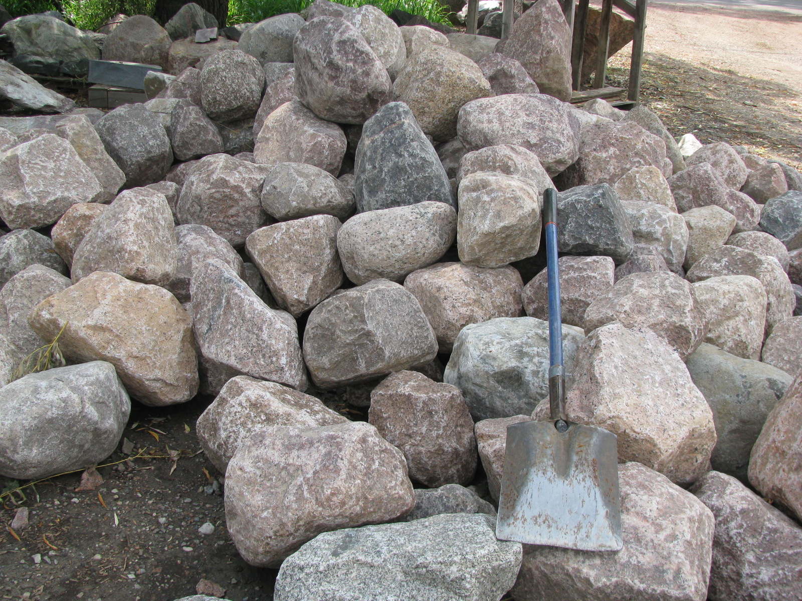 McHenry County Rocks, granite, boulders, stones | A-Yard Materials