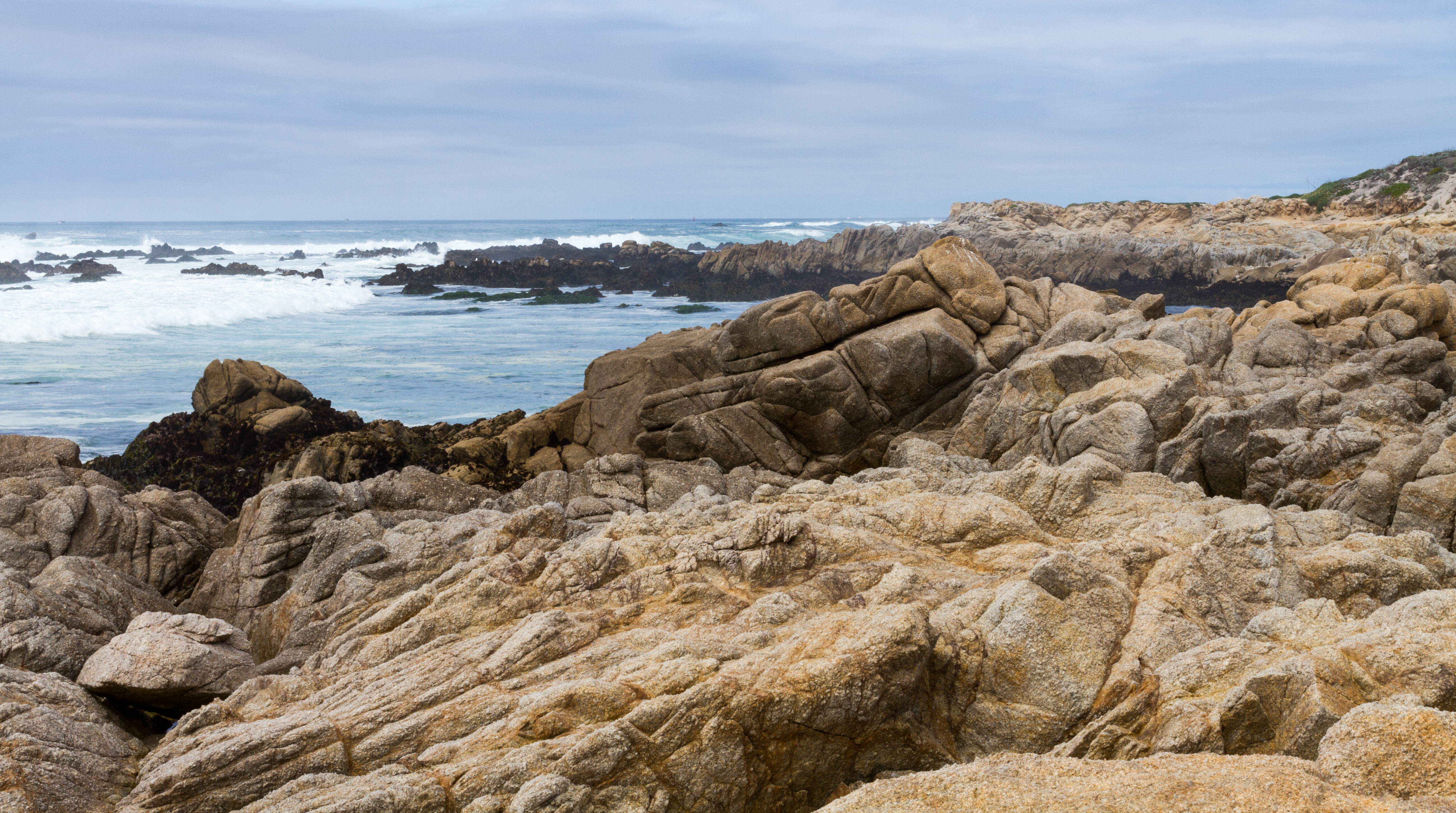 File:Rocky coast near Point Pinos Light, California.jpg - Wikimedia ...