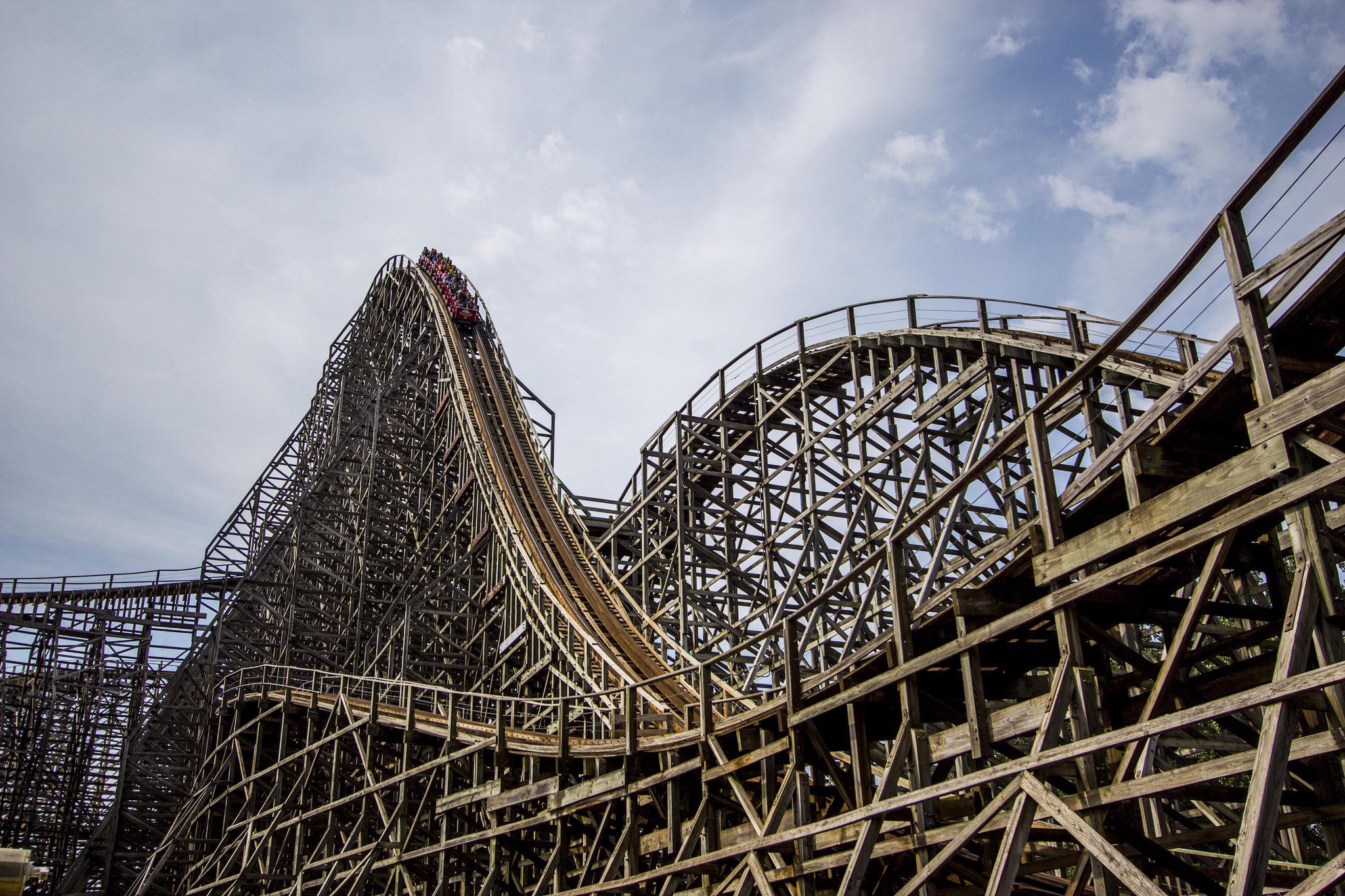 Cedar Point says massive wooden coaster Mean Streak will close; fans ...