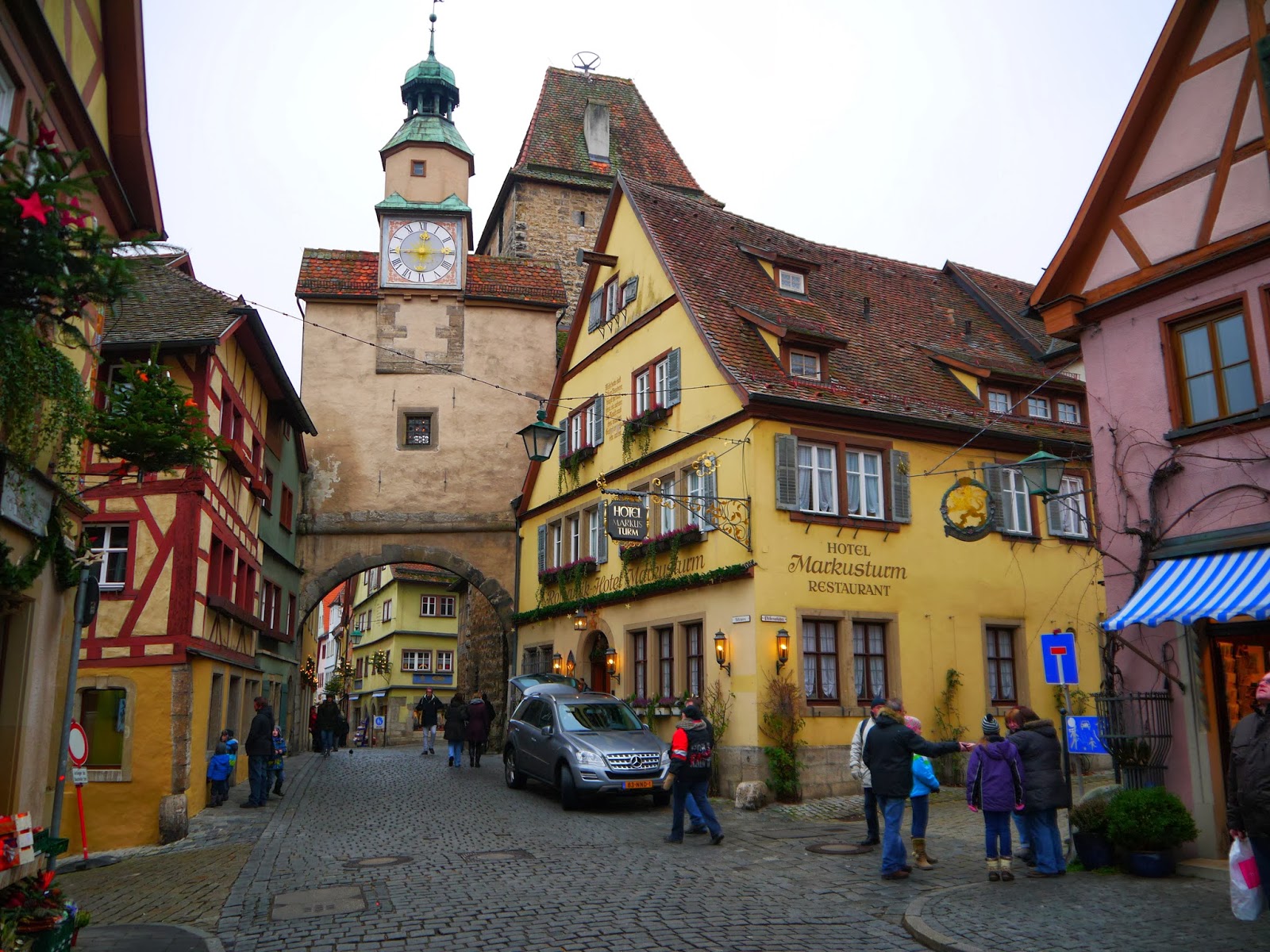 A romantic day in Rothenburg ob der Tauber, a delightful evening in ...