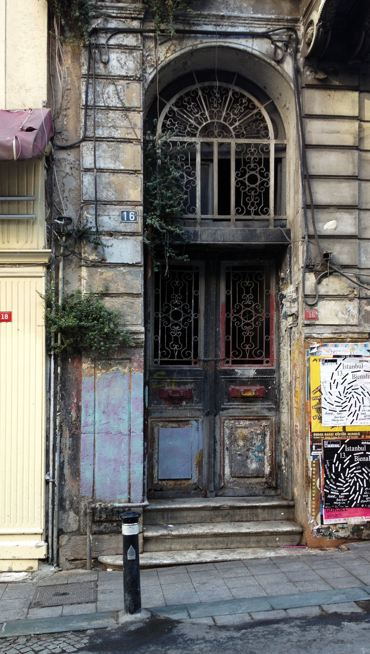 Beyoglu, Istanbul, door, entrence, portal, curved, ornaments ...