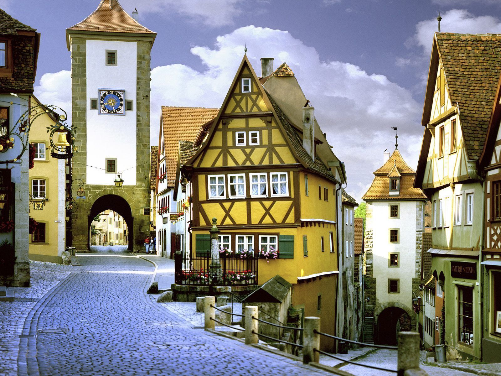 medieval homes germany | Knight Medieval Bavaria Cobblestones ...