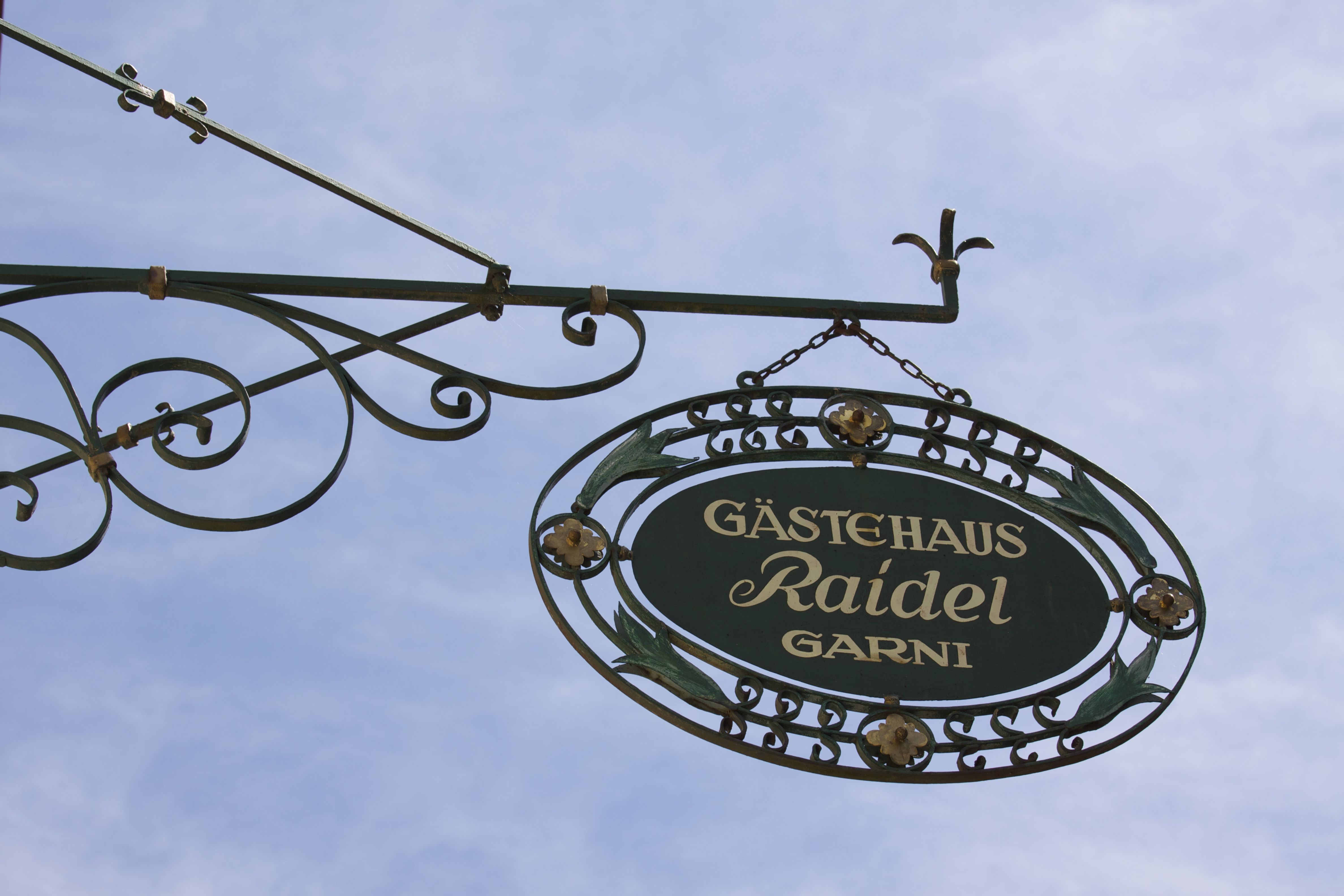 Hotel Raidel, Rothenburg ob der Tauber by Richard Ainsworth ...