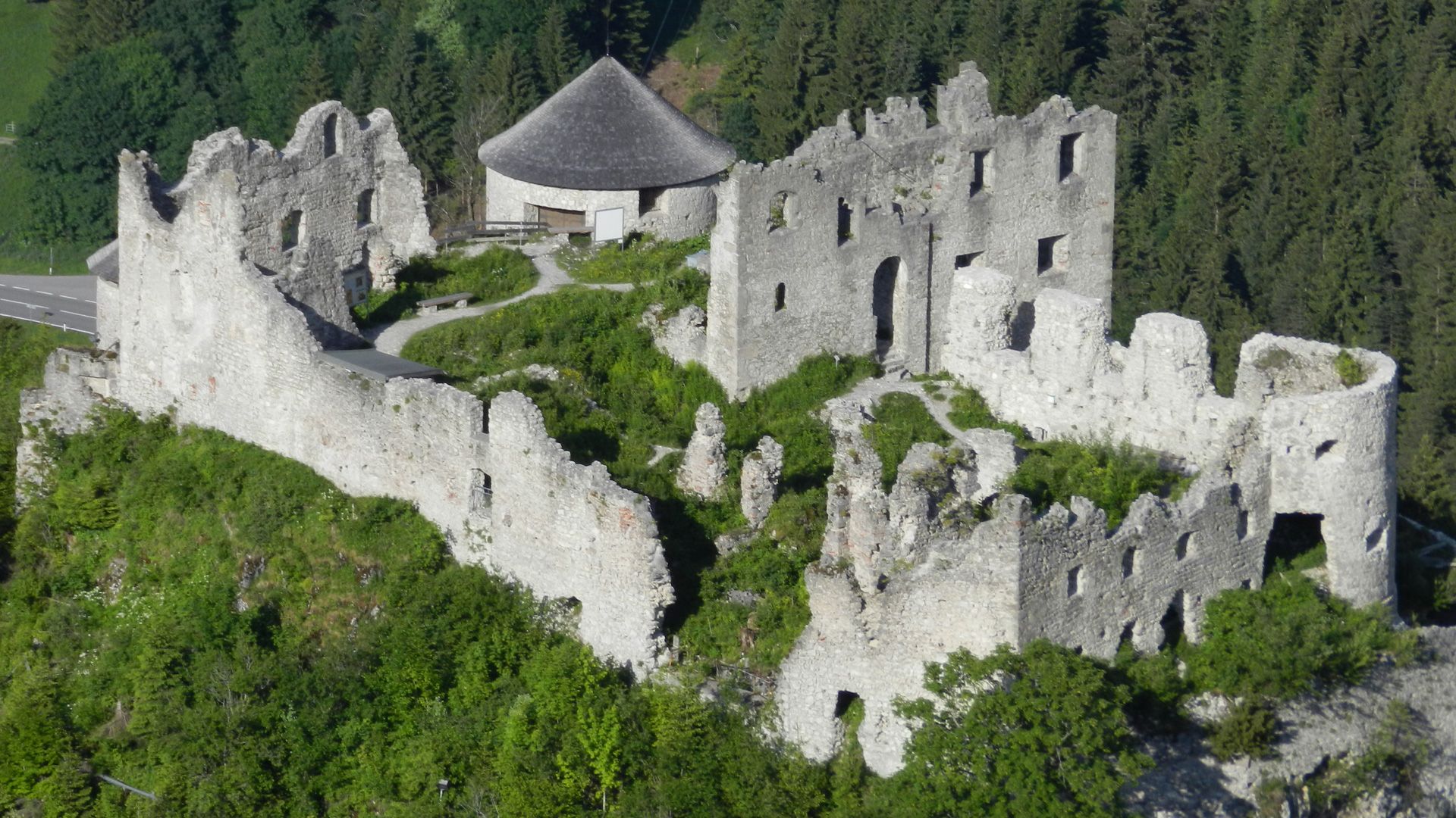 Ehrenberg Castle Ruins | Ehrenberg Castle Ensemble
