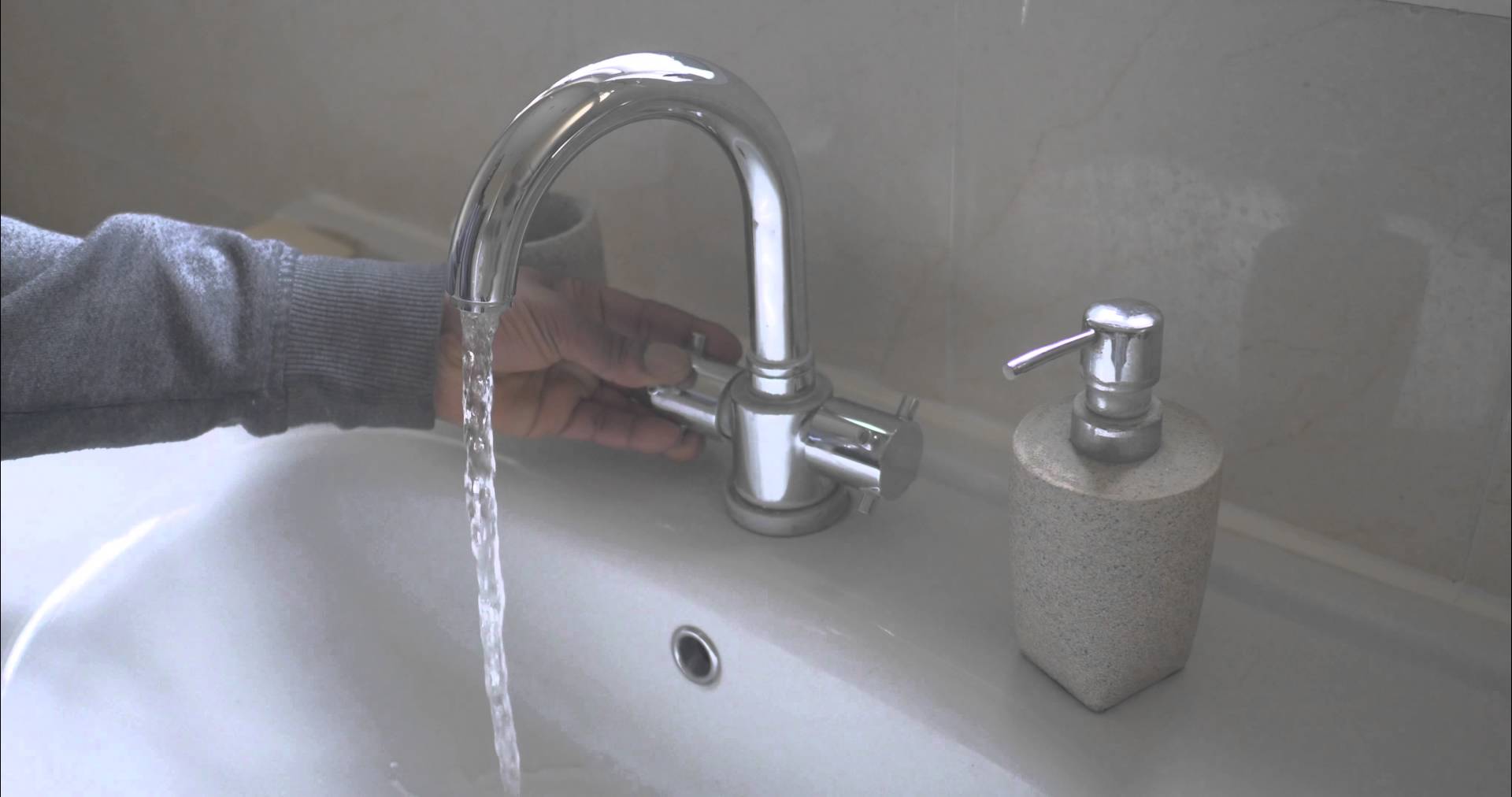 A bathroom tap running water - Free Stock Video Footage - YouTube