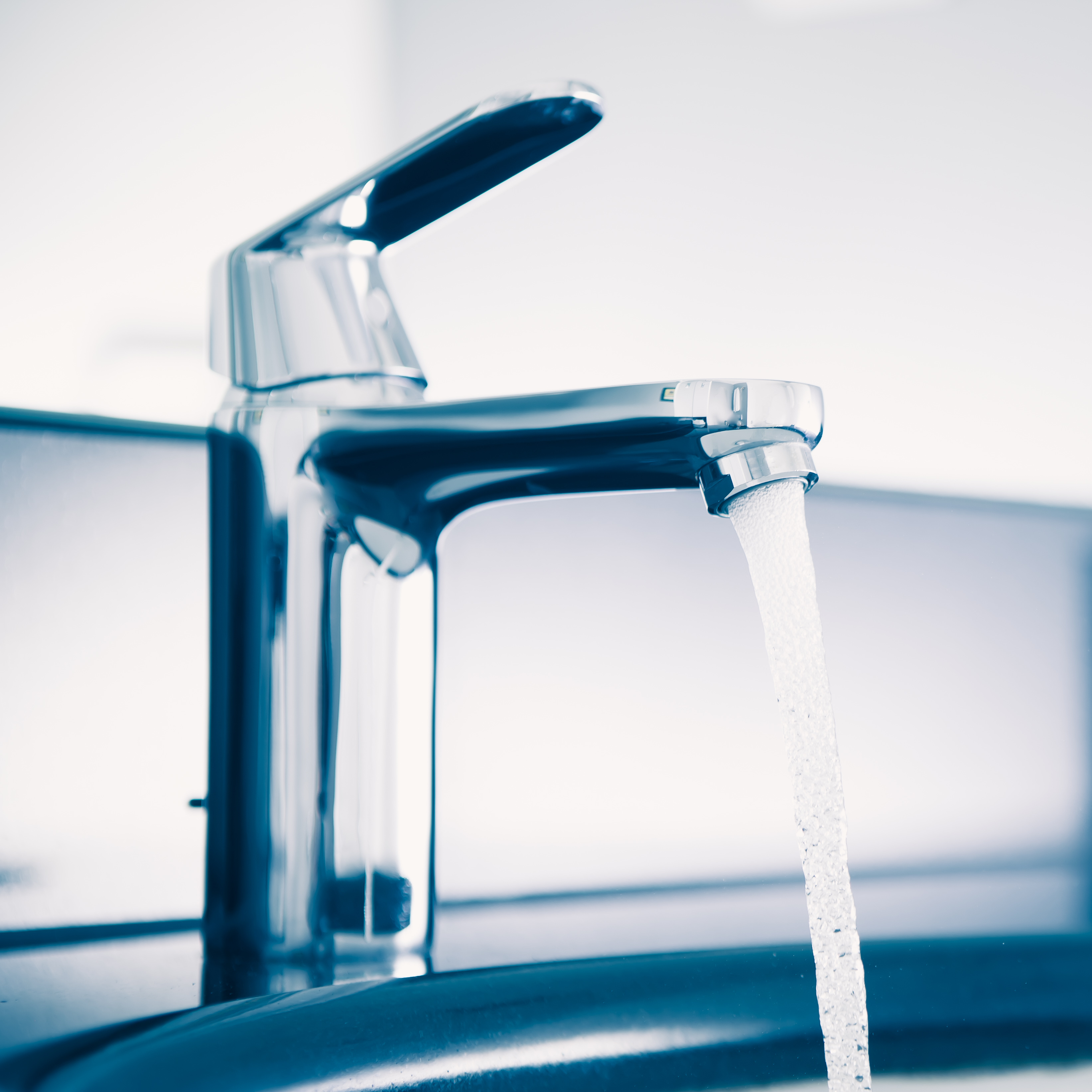 Purifying your tap water is a necessity not a luxury > H2O ...