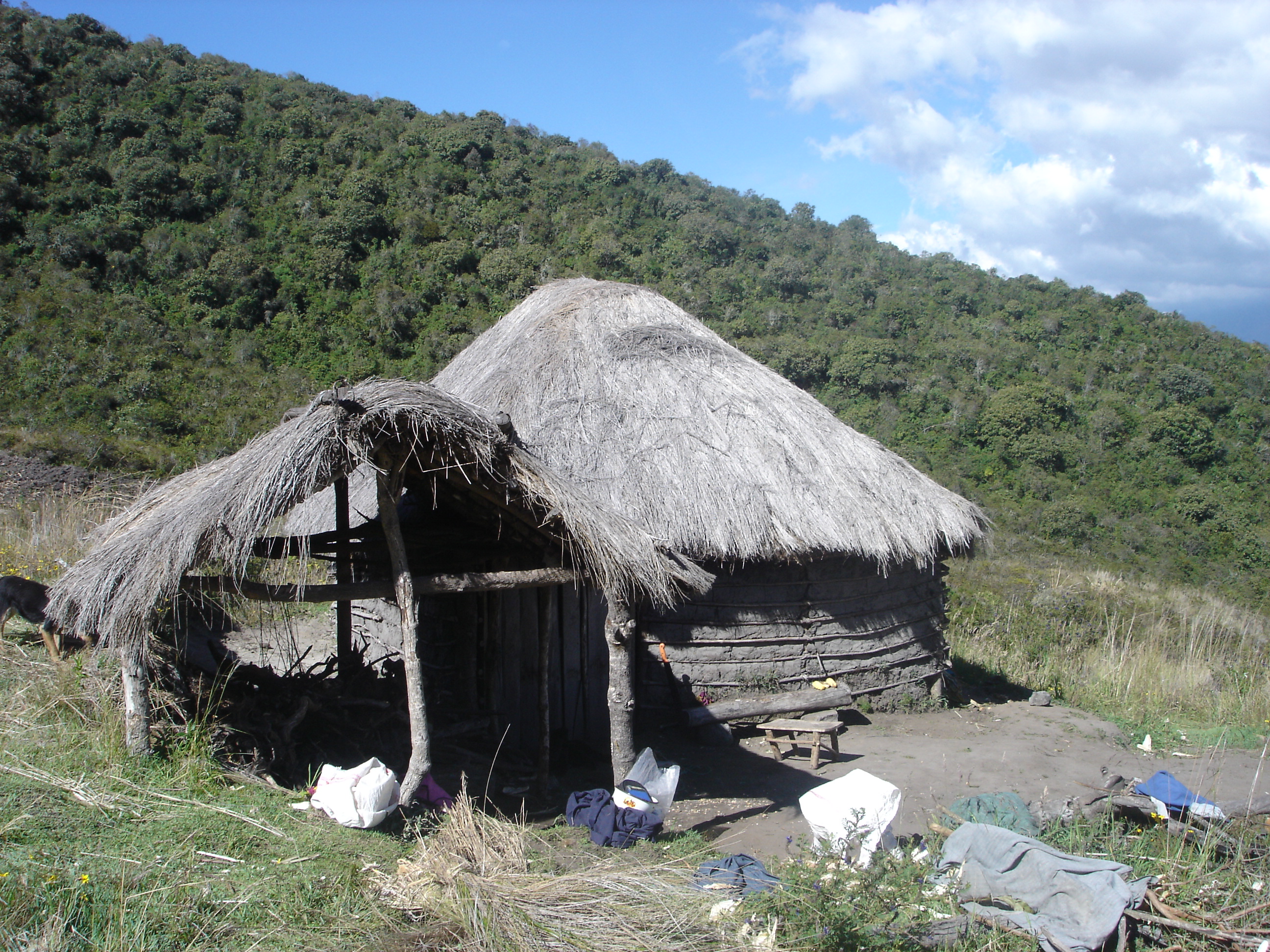 File:Rural house Cotacachi.JPG - Wikimedia Commons