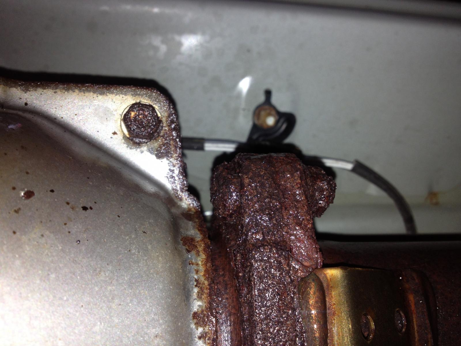 09 Civic Si: rusted bolts on exhaust - 8th Generation Honda Civic Forum