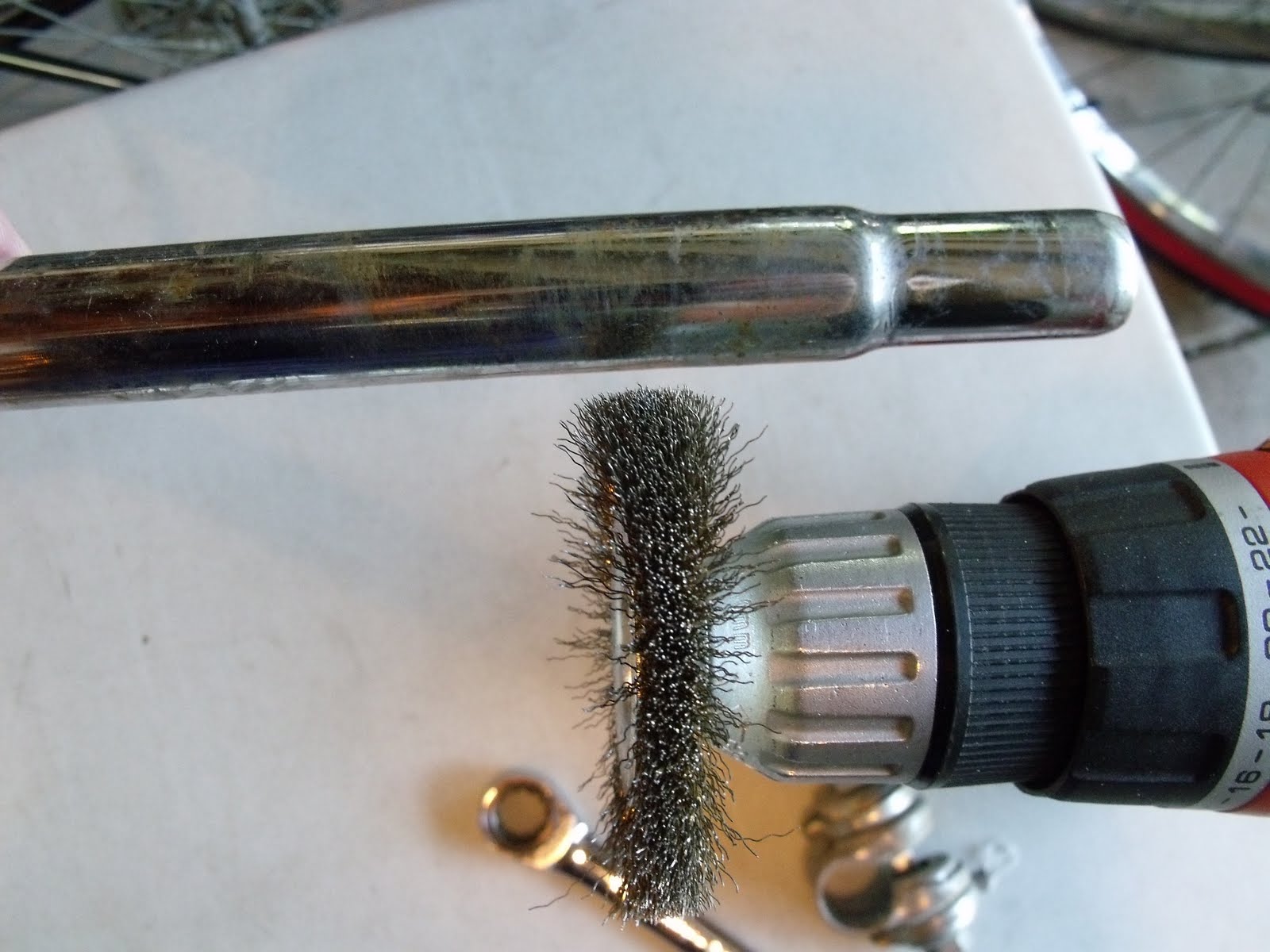 Hugh`s bicycle blog: Removing Surface Rust using Brass Brushes