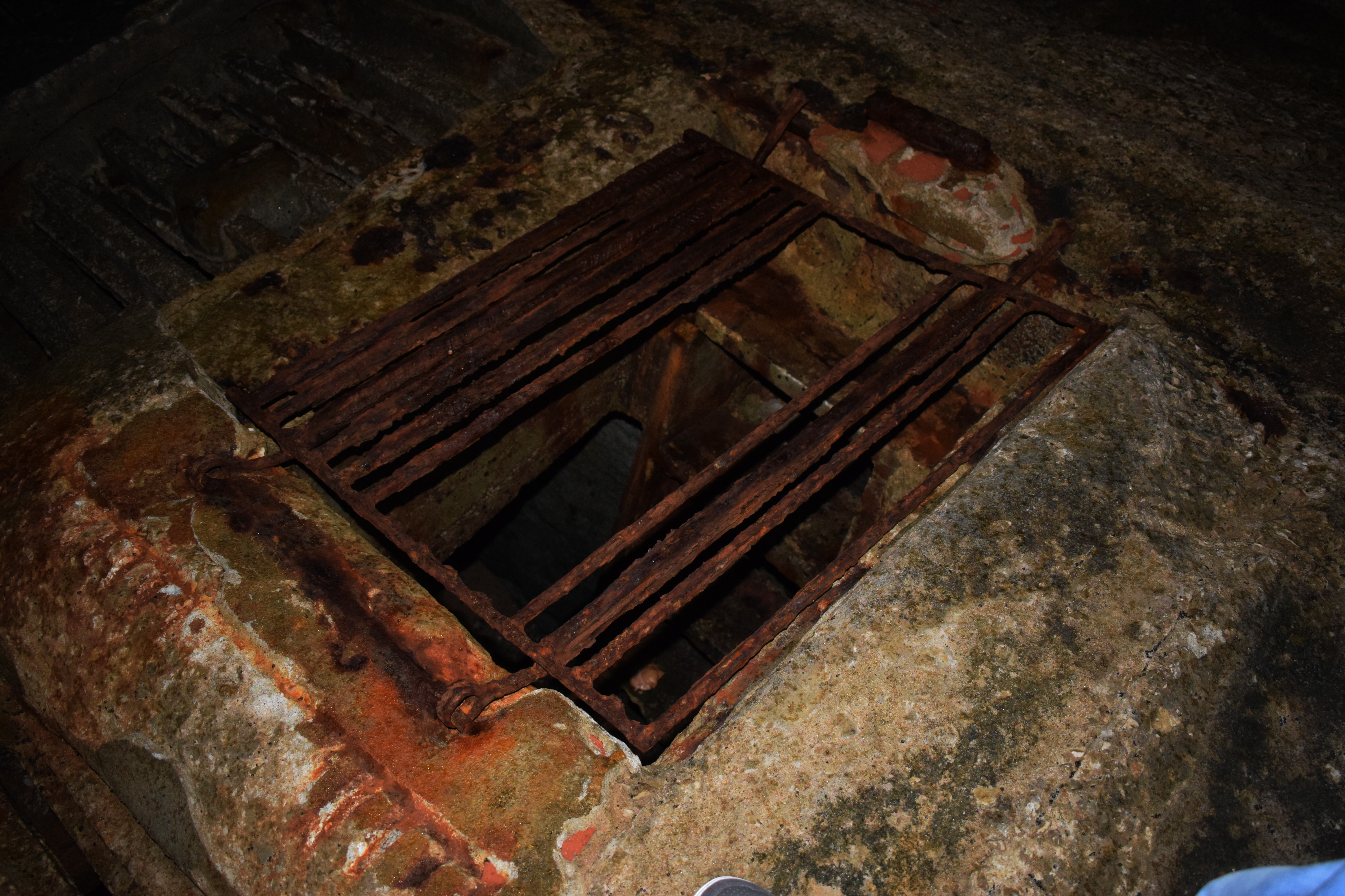 Rusted sewage cover photo
