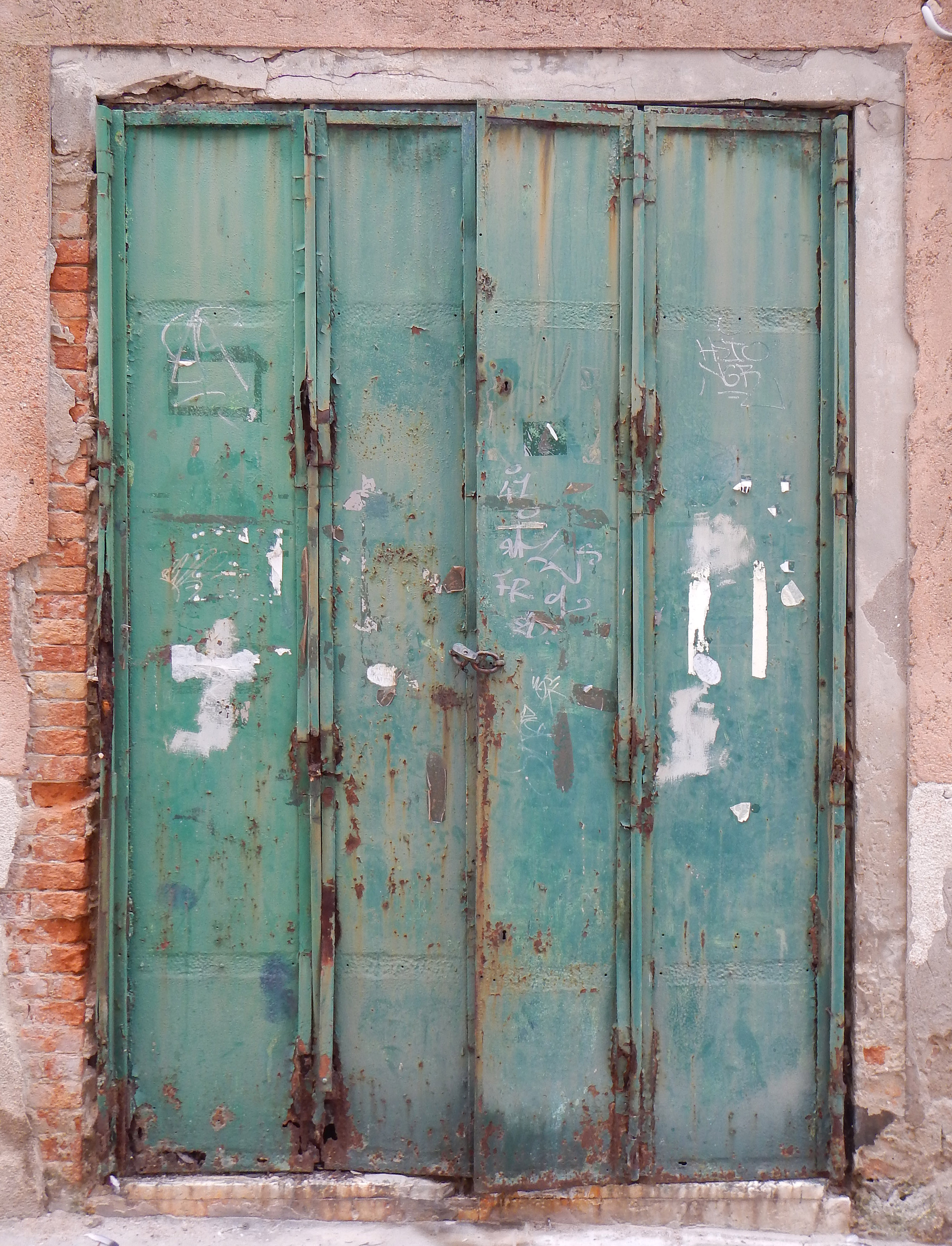 Rusted iron door photo