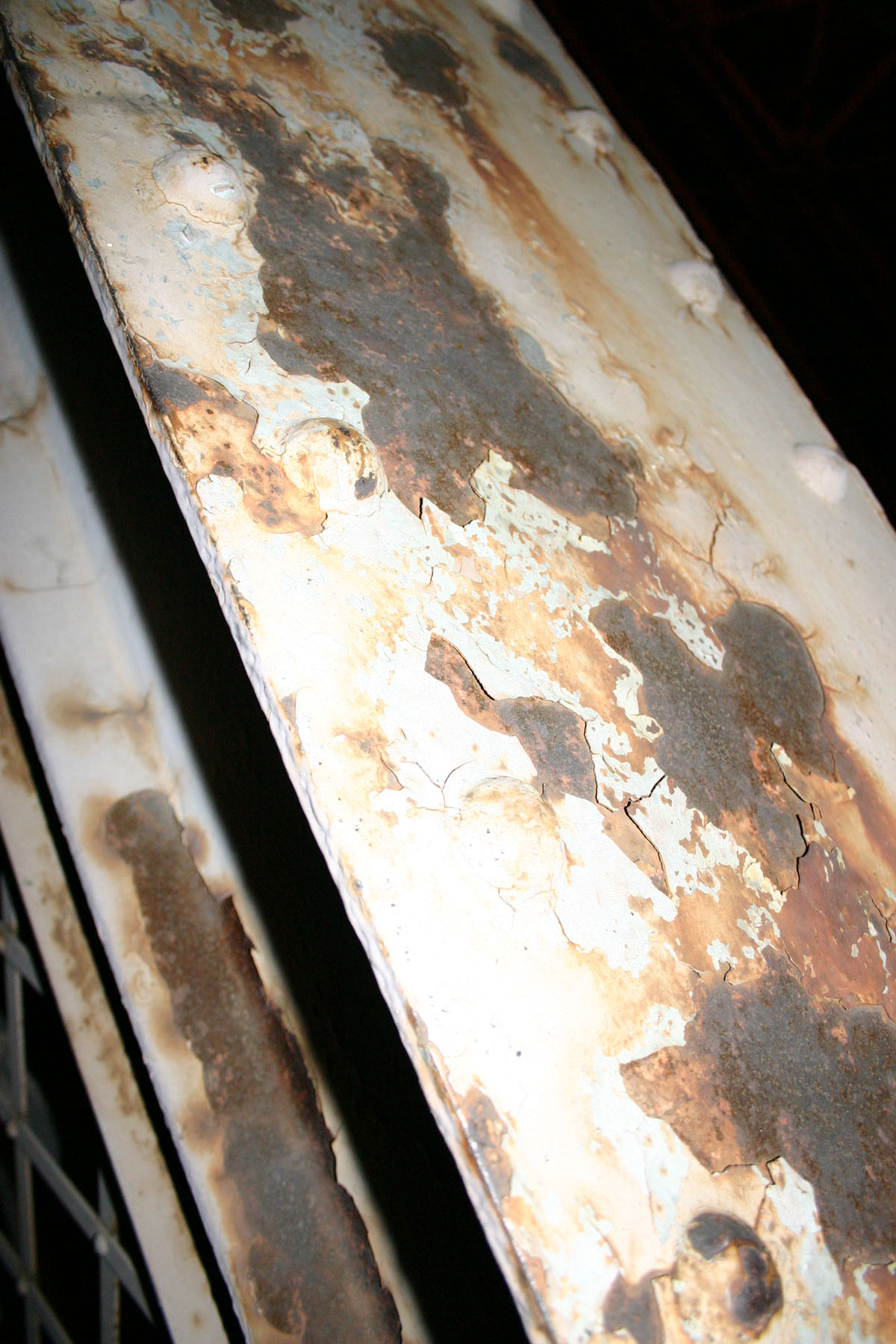 Rusted metal rail photo