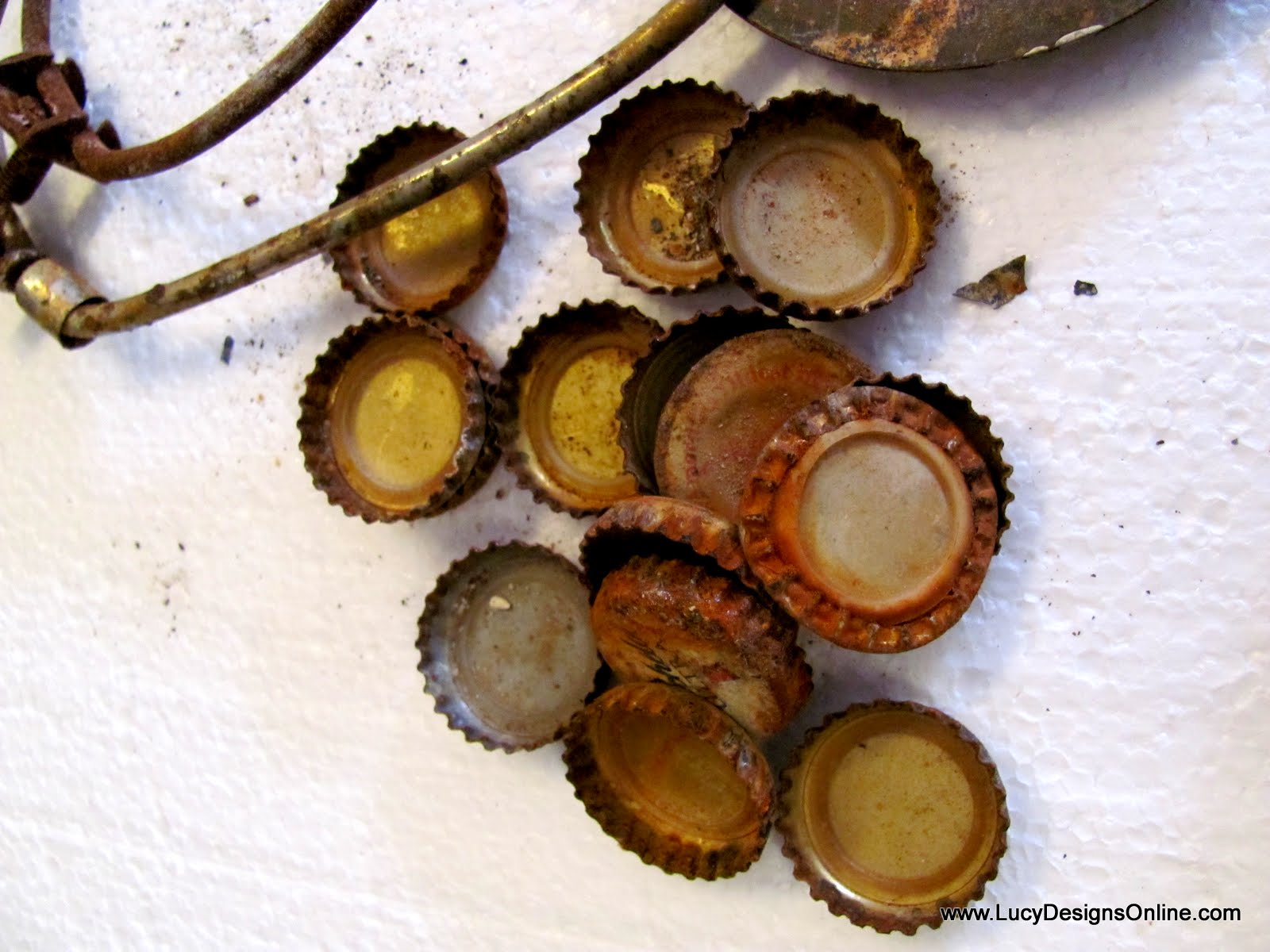 How I Give Metal and Wire Pieces an Aged, Rusty Patina Using Vinegar ...