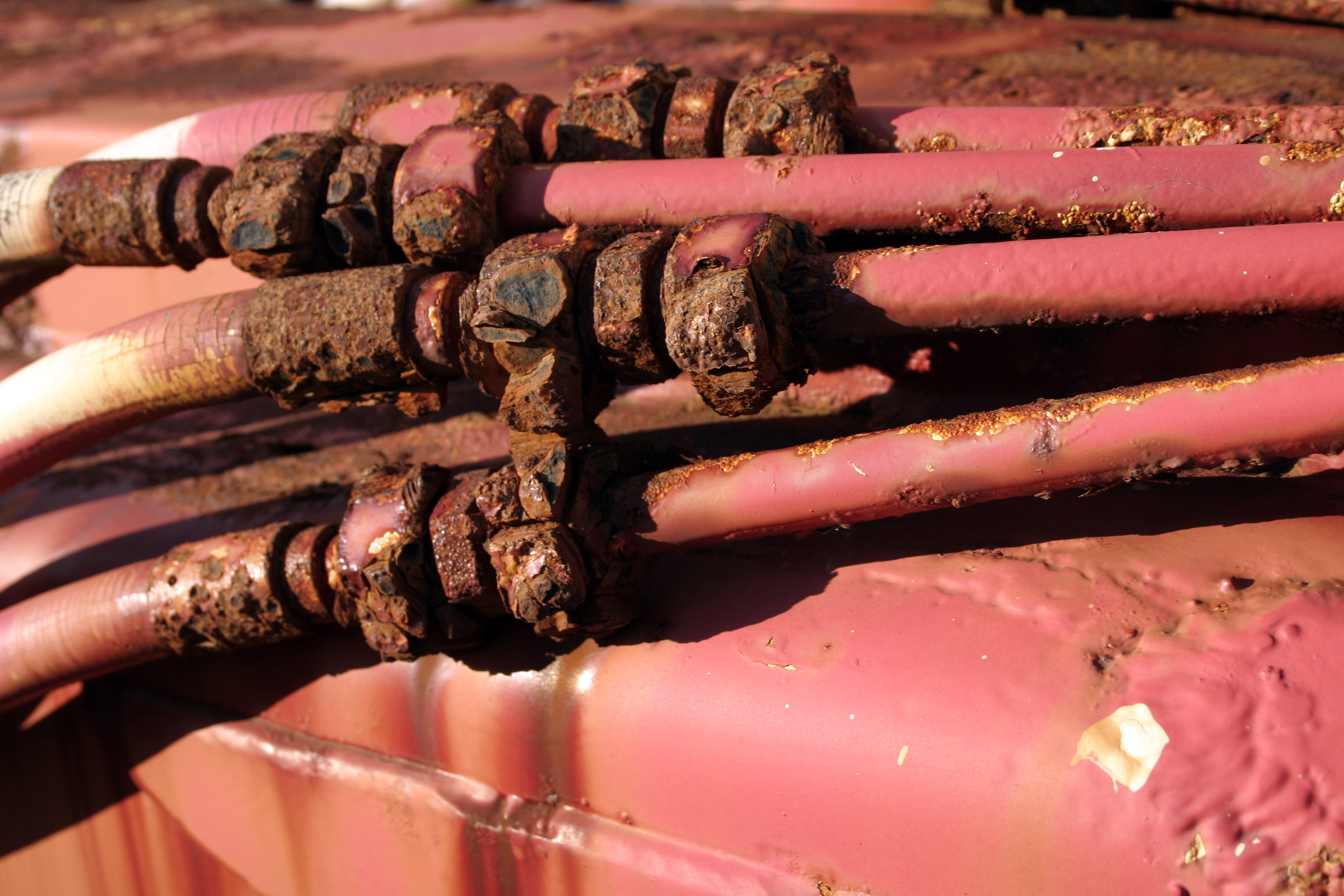Rusted pipes photo