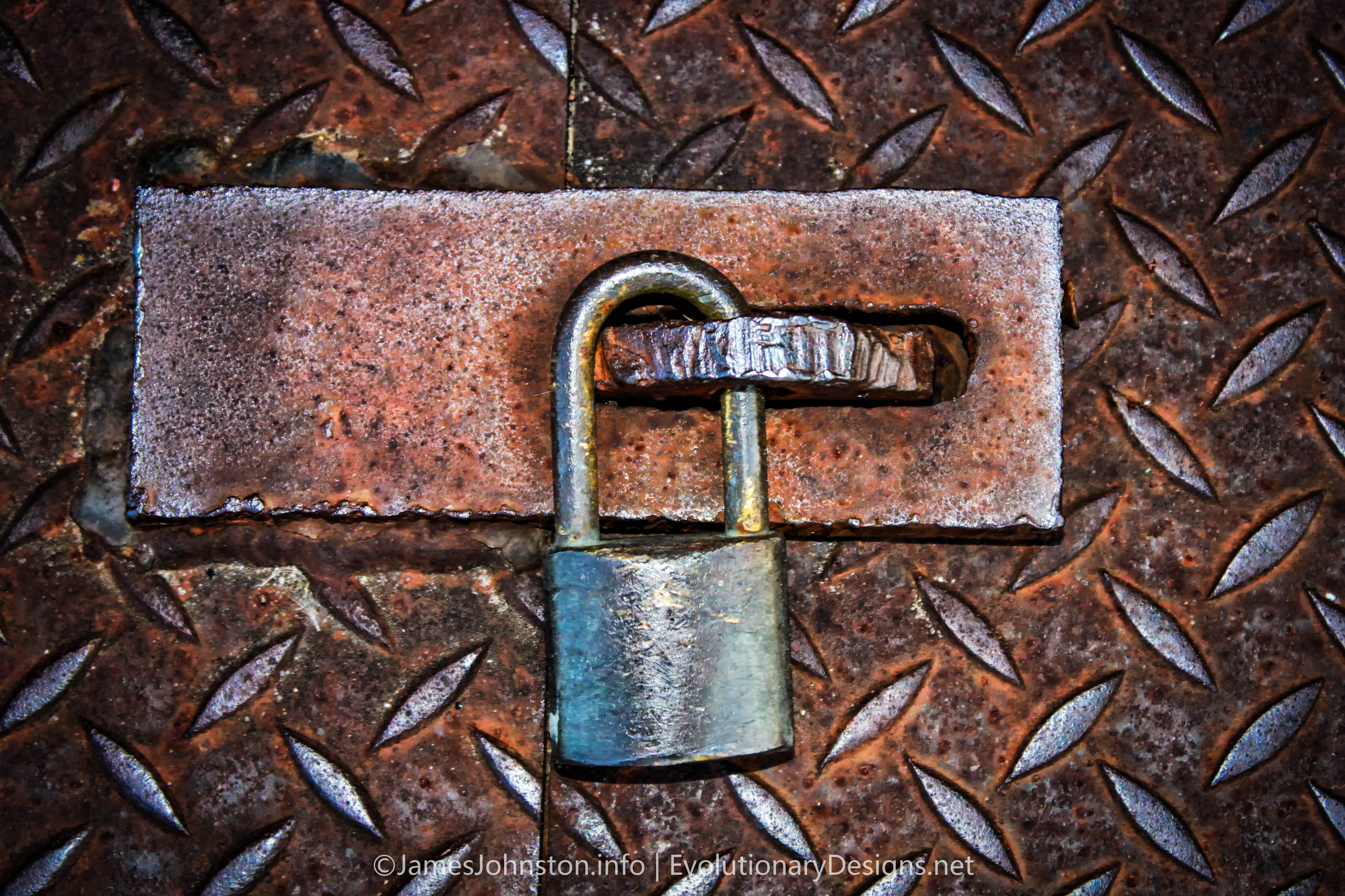 10 Images of New and Rusty Old Padlocks and Chains - James Johnston