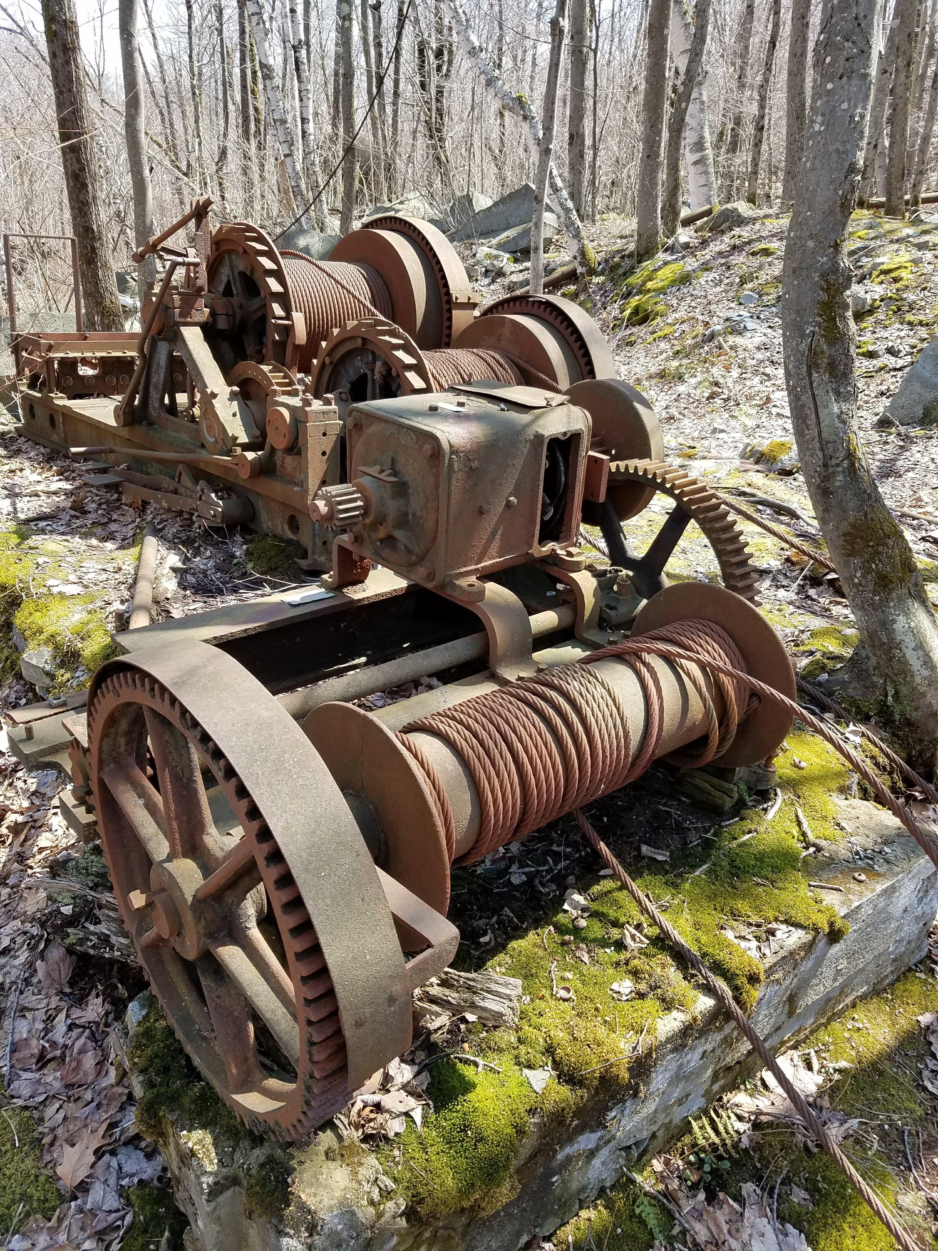 Rusty winch at abandoned quarry, Beckett, MA [OC] [3024x4032 ...